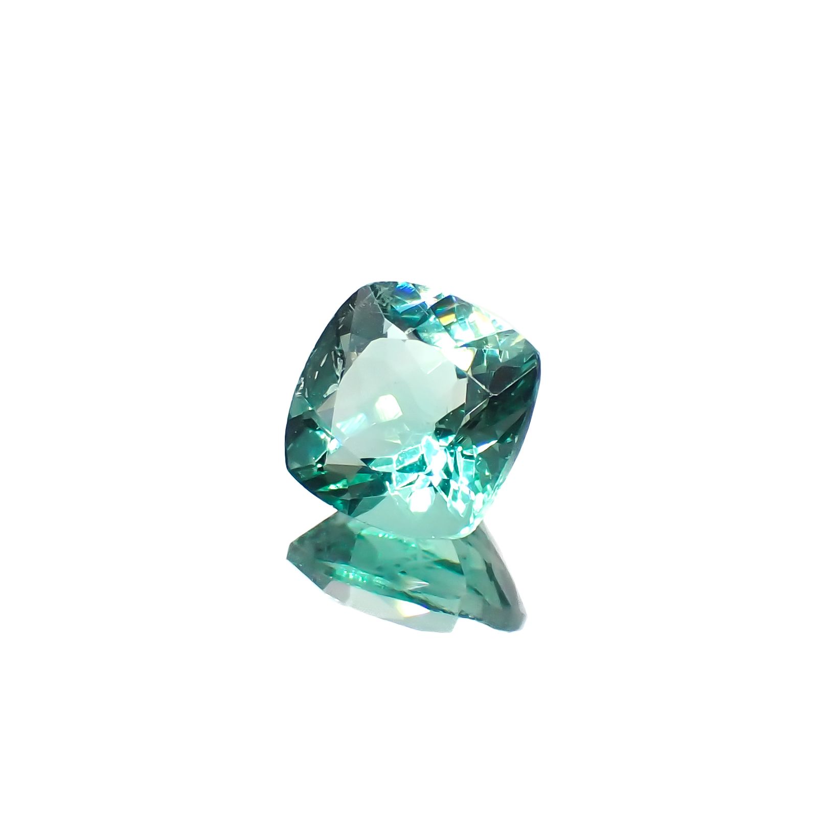 フローライト フルオレッセンス イギリス・ロジャリー鉱山産 2.03ct[230923325]7.6x7.3mm前後
