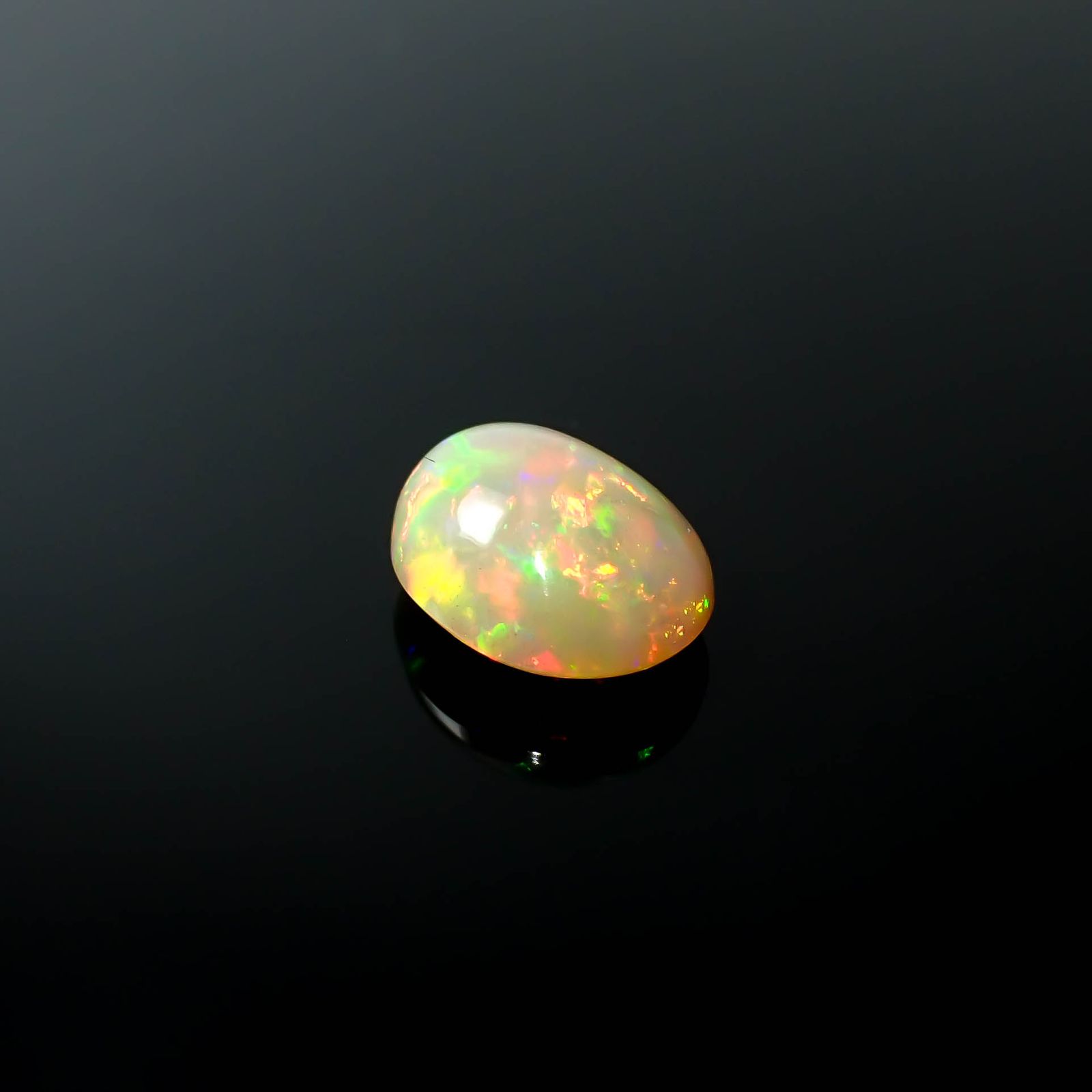 ブラックオパール(宝石名オパール/加熱処理)エチオピア産 3.42ct 識別済[240226258]12.4x10mm前後