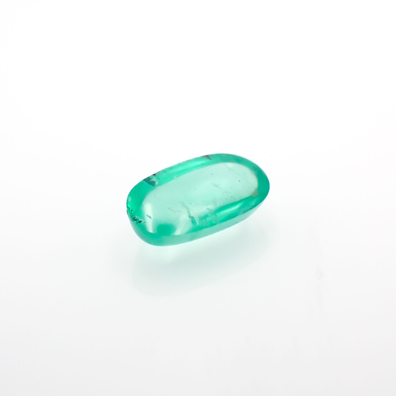 エメラルドキャッツアイ(宝石名エメラルド)コロンビア産 0.79ct 識別済[221018907]7.9x4.5mm前後