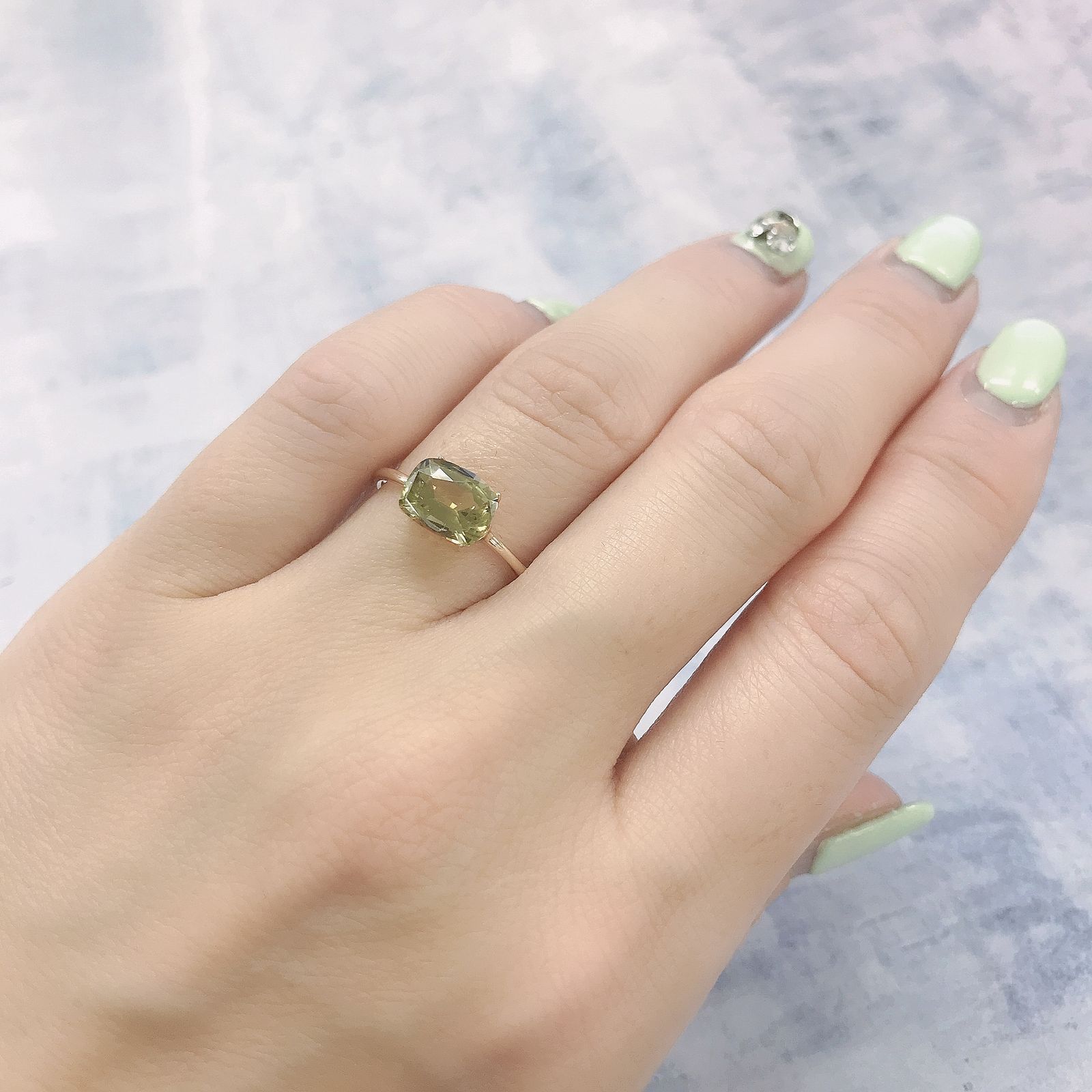 コーネルピン(宝石名コーネルピン) スリランカ産 1.59ct 識別済[21018933]7.9×6.3mm前後