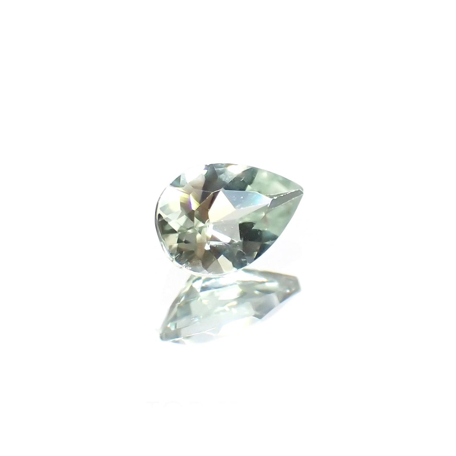 モンテブラサイト(宝石名モンテブラサイト)マダガスカル産 識別済 0.39ct / 6x4.1mm前後 [220115212]