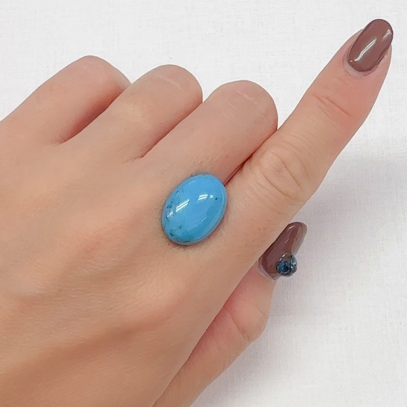 ターコイズ アメリカ・アリゾナ州キングマン産 8.24ct[240627868]17.8x13mm前後