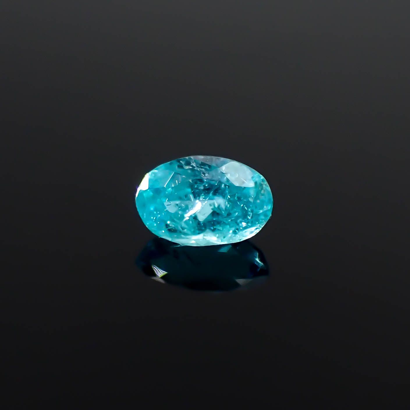 パライバトルマリン ブラジル産 0.19ct [250931074]4.4x2.9mm前後