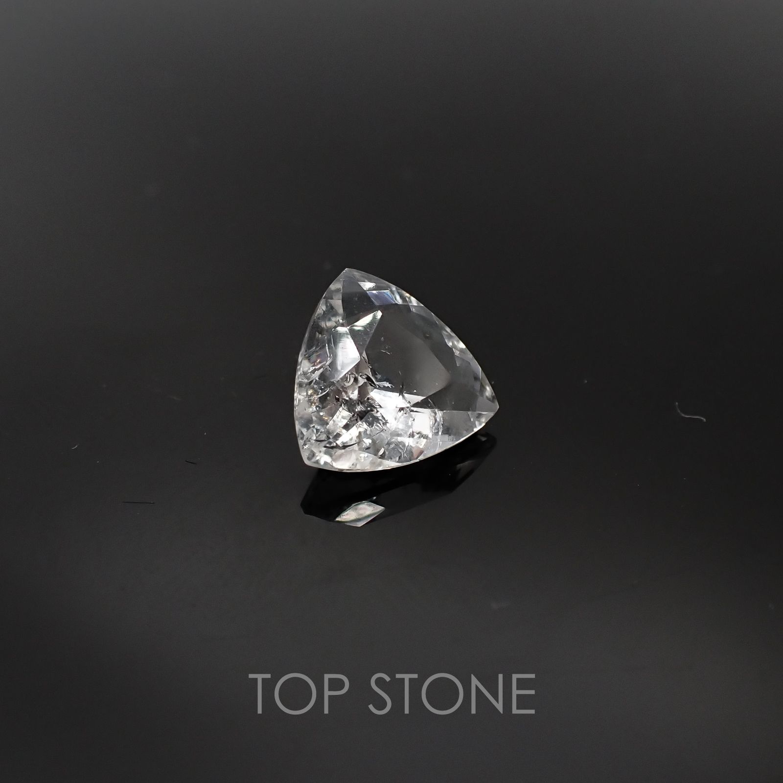 ハイアライトオパール メキシコ産 ルース 1.19ct[20085262]8.2×8.1mm前後