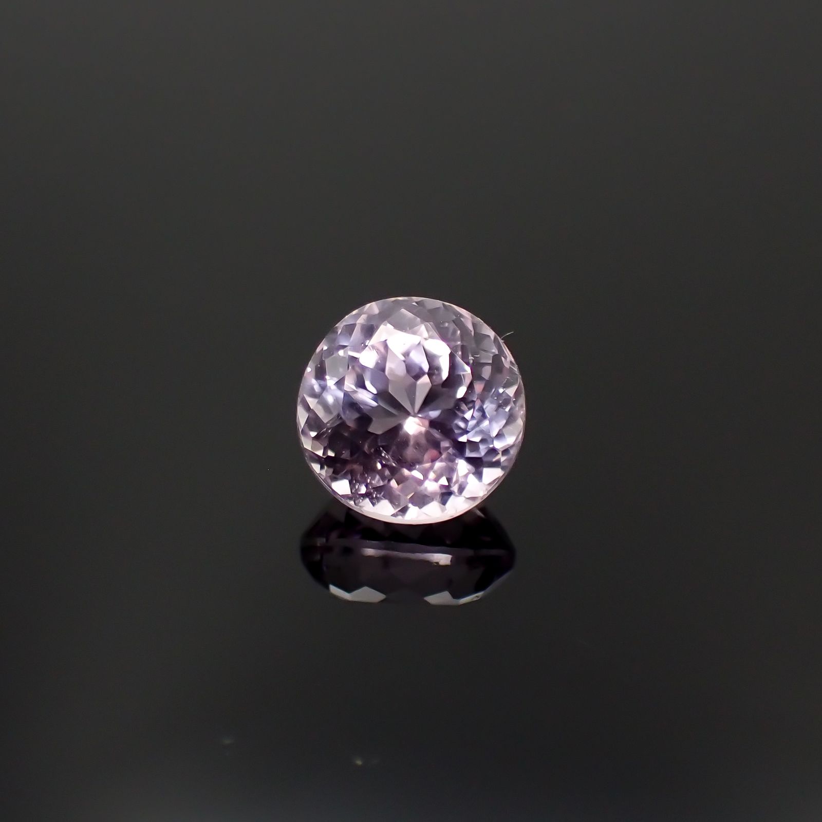 クンツァイト アフガニスタン産 2.56ct [251124354]8x7.9mm前後