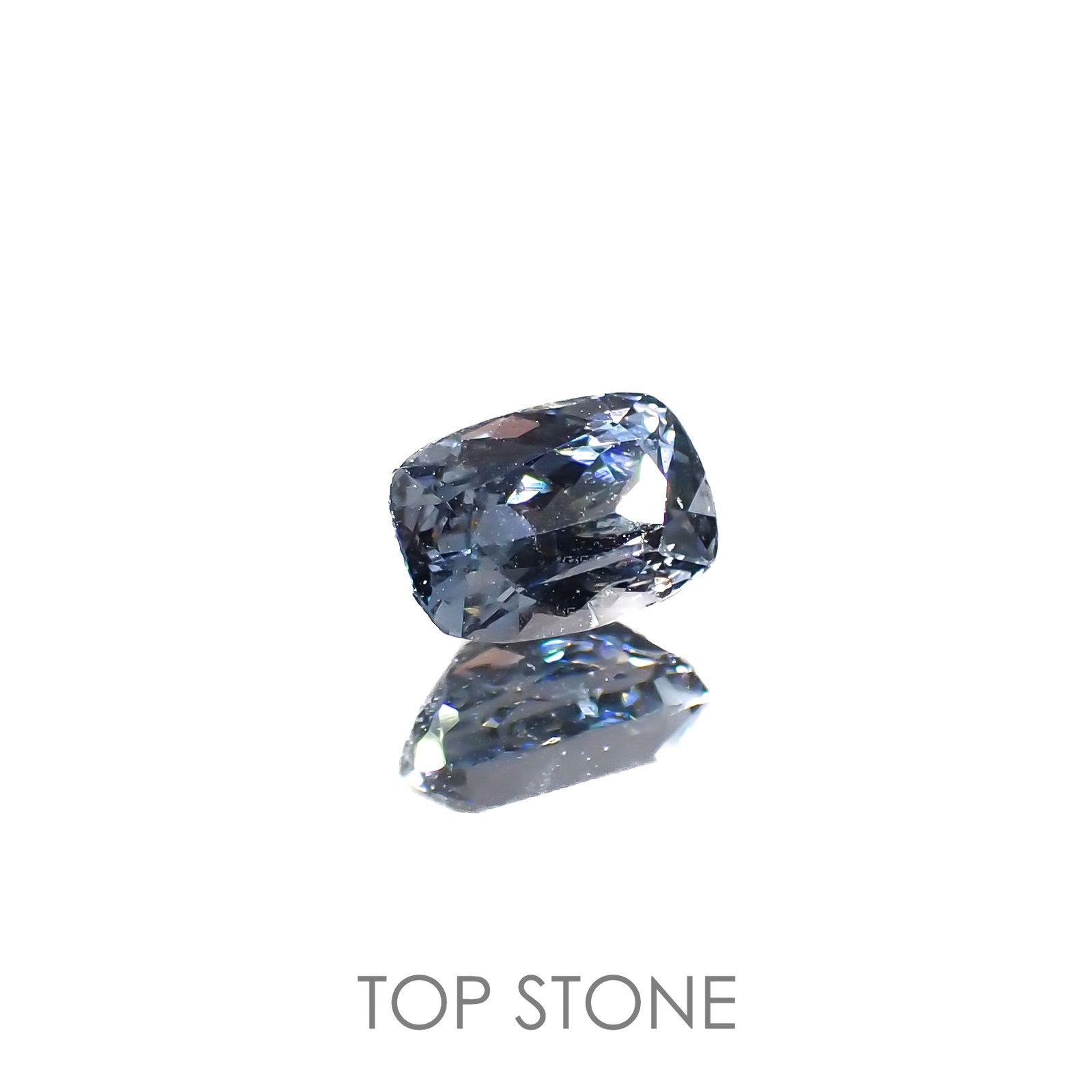 グレースピネル(宝石名スピネル)ビルマ/マダガスカル産 0.80ct 識別済[220716820]6.3x4.4mm前後
