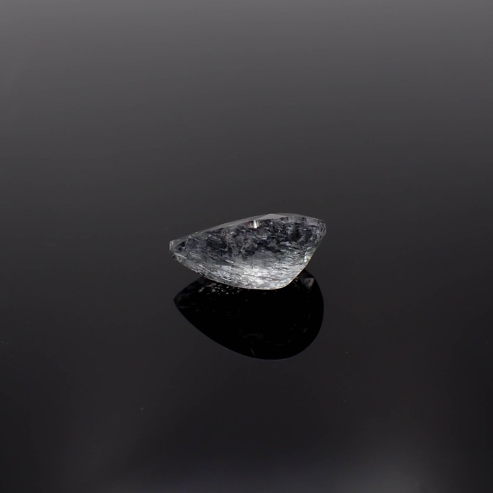 モスアクアマリン ブラジル産 3.56ct[231224699]13.1x9mm前後
