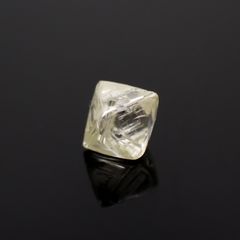 ソーヤブルダイヤモンド 原石(成長丘あり/Growth Hillock) ※通し穴あり(宝石名ダイアモンド) 0.33ct 識別済[230923453]4.2x4.1mm前後