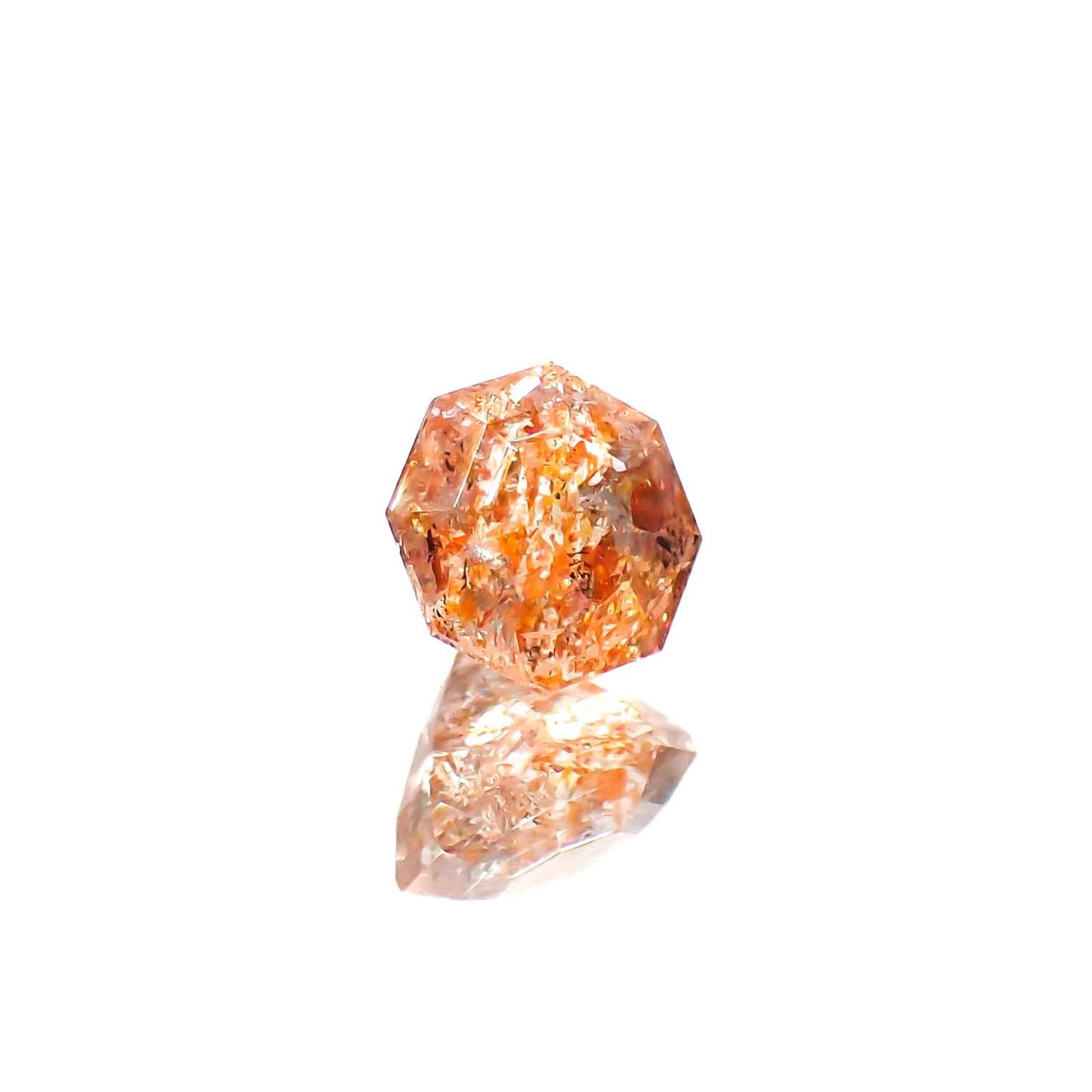 ◇オクタゴンカット◇イリュージョンサンストーン タンザニア産 0.62ct / 5.1x5mm前後 [230320951]