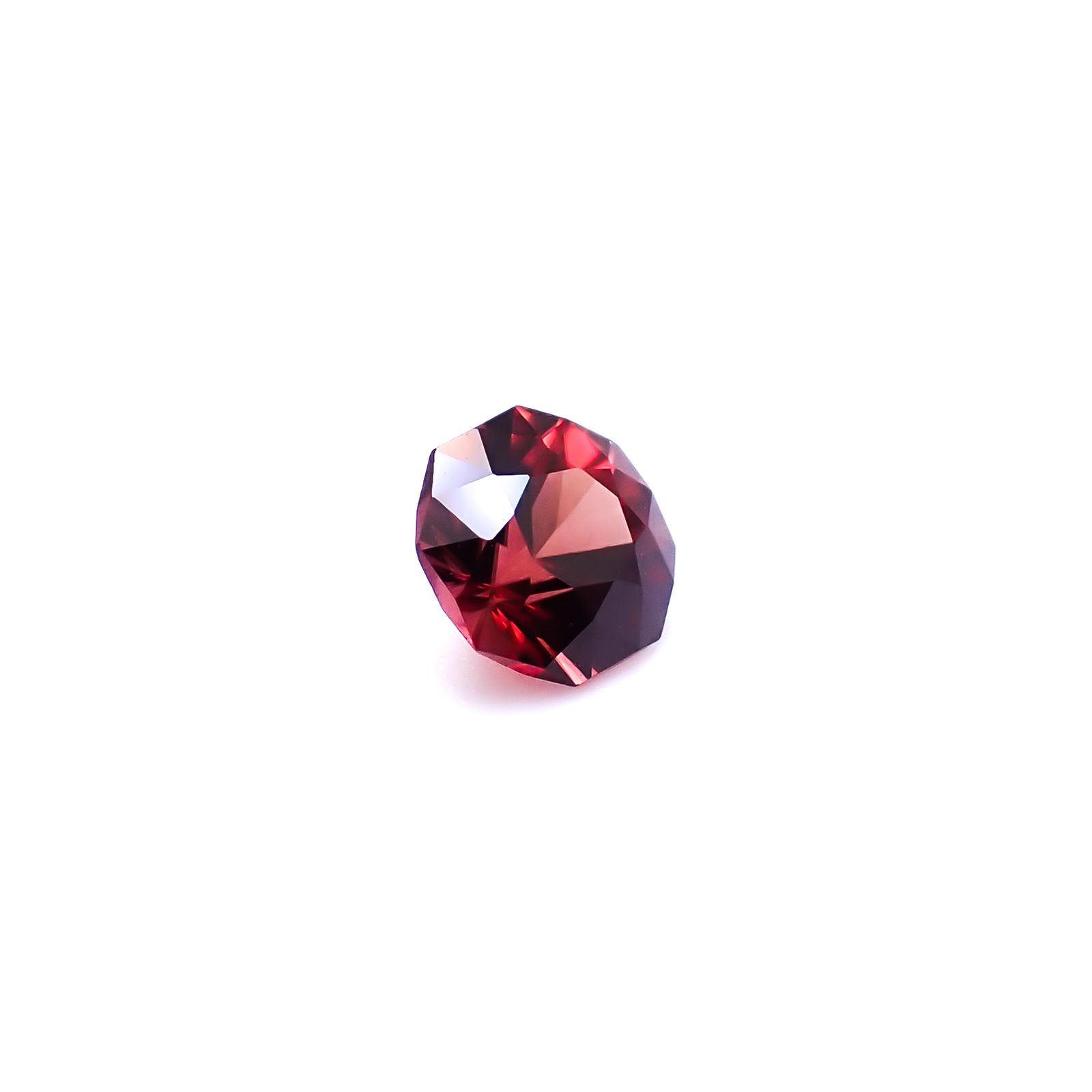 ◇オクタゴンカット◇レッドジルコン(宝石名ジルコン)スリランカ/カンボジア産 識別済 0.73ct / 5x4.9mm前後 [260732552]