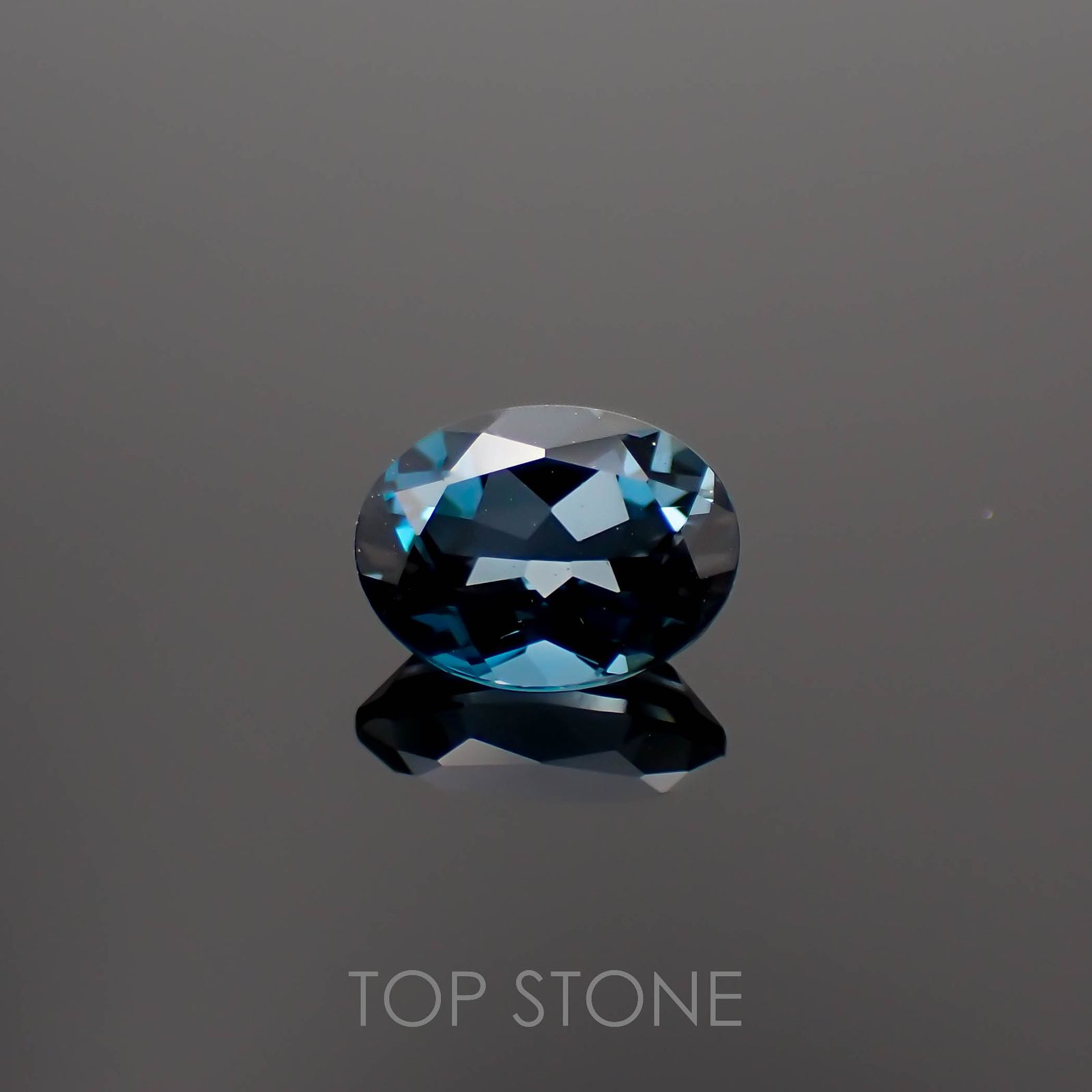 ロンドンブルートパーズ ブラジル産 1.53ct[221219299]8.1x6.1mm前後