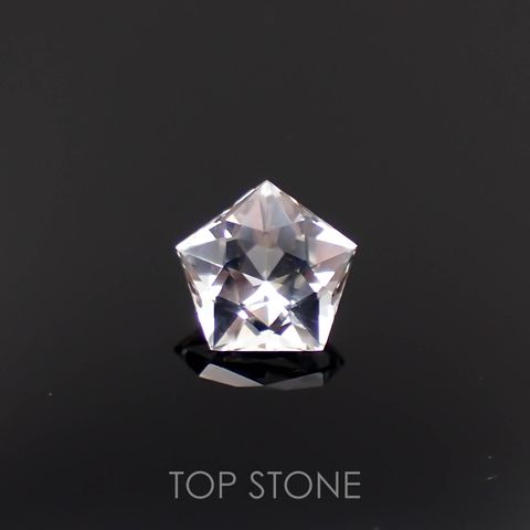◇ペンタゴンカット◇ゴッシェナイト(宝石名ゴッシェナイト)ブラジル産 0.86ct 識別済[221219397]6.5x6.9mm前後