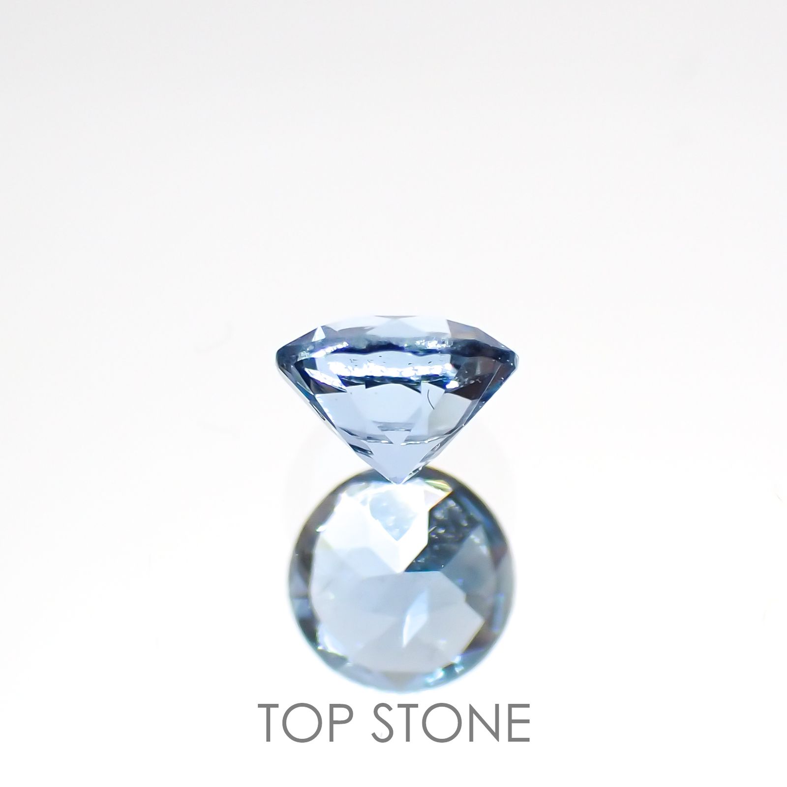 サンタマリアアクアマリン(宝石名アクアマリン)ブラジル産 0.22ct 識別済[220114677]4x3.9mm前後