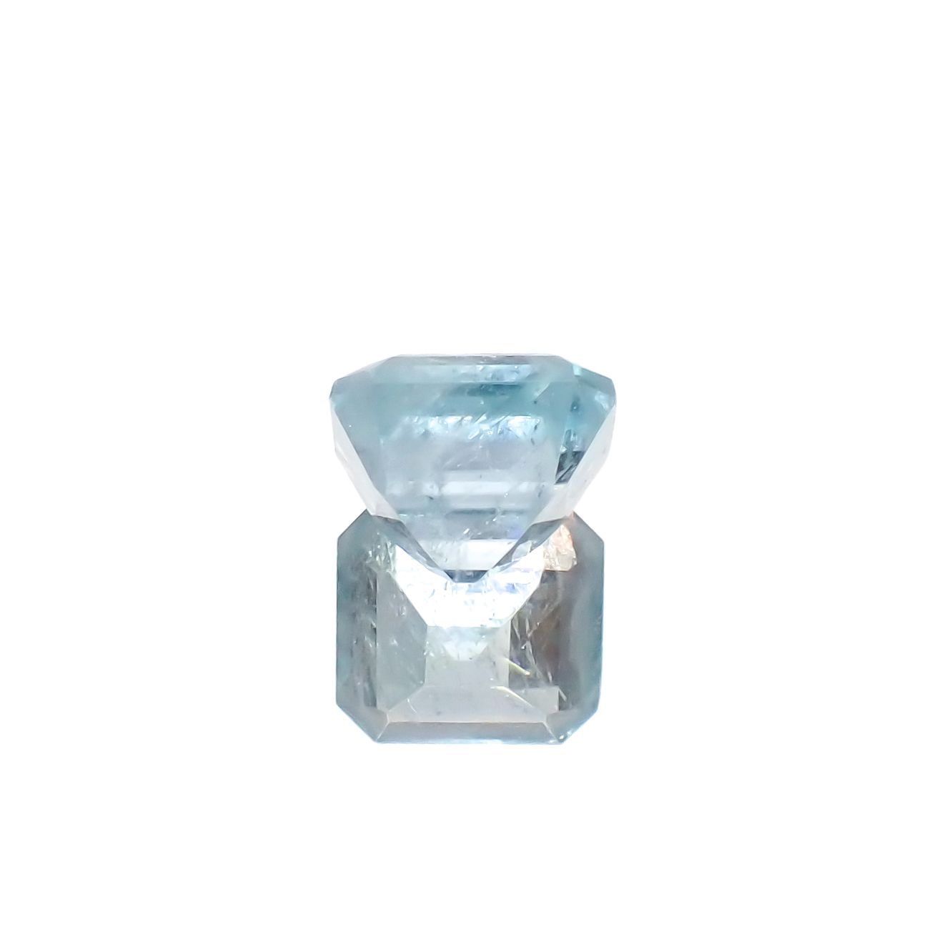 ユークレース(宝石名ブルー・ユークレース)コロンビア産 2.368ct ソ付(彩珠)[221018850]7.6x7.2mm前後