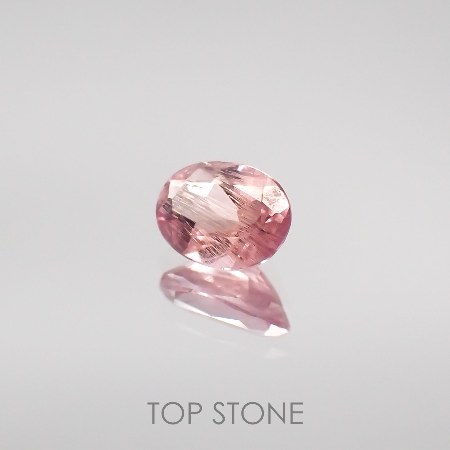 ペツォッタイト(ラズベリル)(宝石名ペツォッタイト) マダガスカル産 0.160ct ソ付(彩珠)[210611208]4×3mm前後