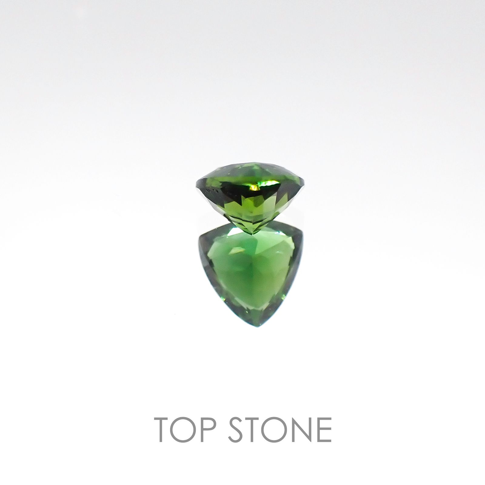 クロムトルマリン タンザニア産 ルース 0.34ct[20096202]4.7×4.6mm前後