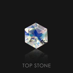◇ヘキサゴンカット◇レインボームーンストーン(アンデシンラブラドライト) SA マダガスカル産 ルース 0.56ct[21059775]5.1×5mm前後