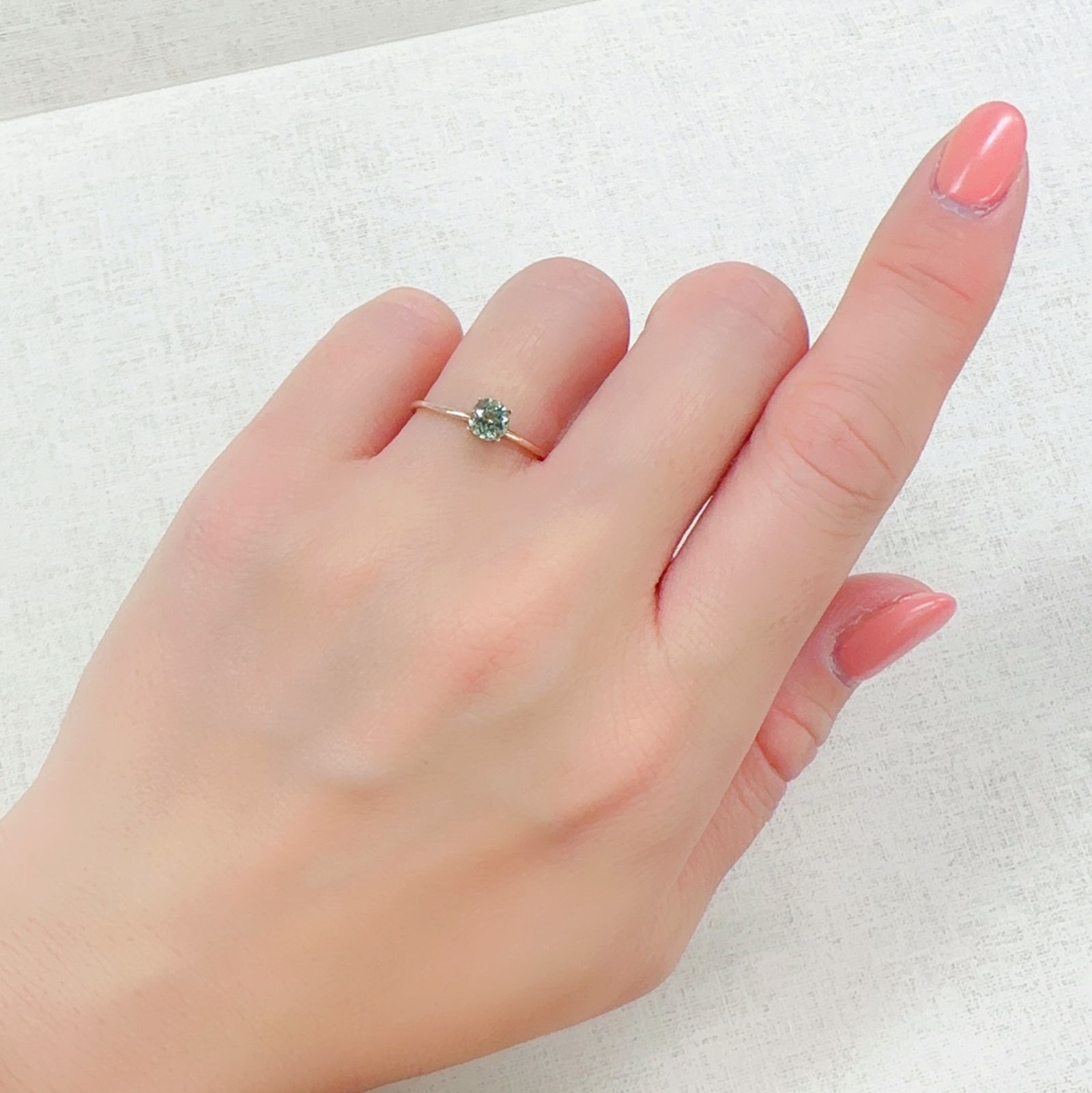 バナジウムコーネルピン(宝石名コーネルピン)タンザニア・タンガ州産 0.42ct 識別済[230320926]4.6x4.4mm前後