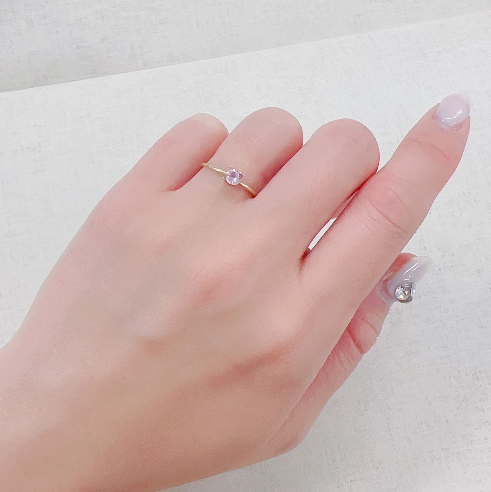 シルキーピンクスピネル タンザニア産 0.30ct[230421559]3.9x3.9mm前後