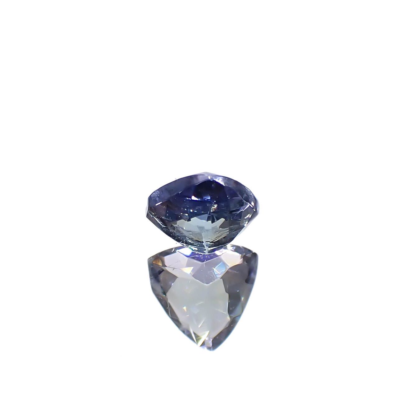 バイカラータンザナイト(宝石名ゾイサイト)タンザニア産 0.47ct 識別済[240828605]4.9x5.1mm前後