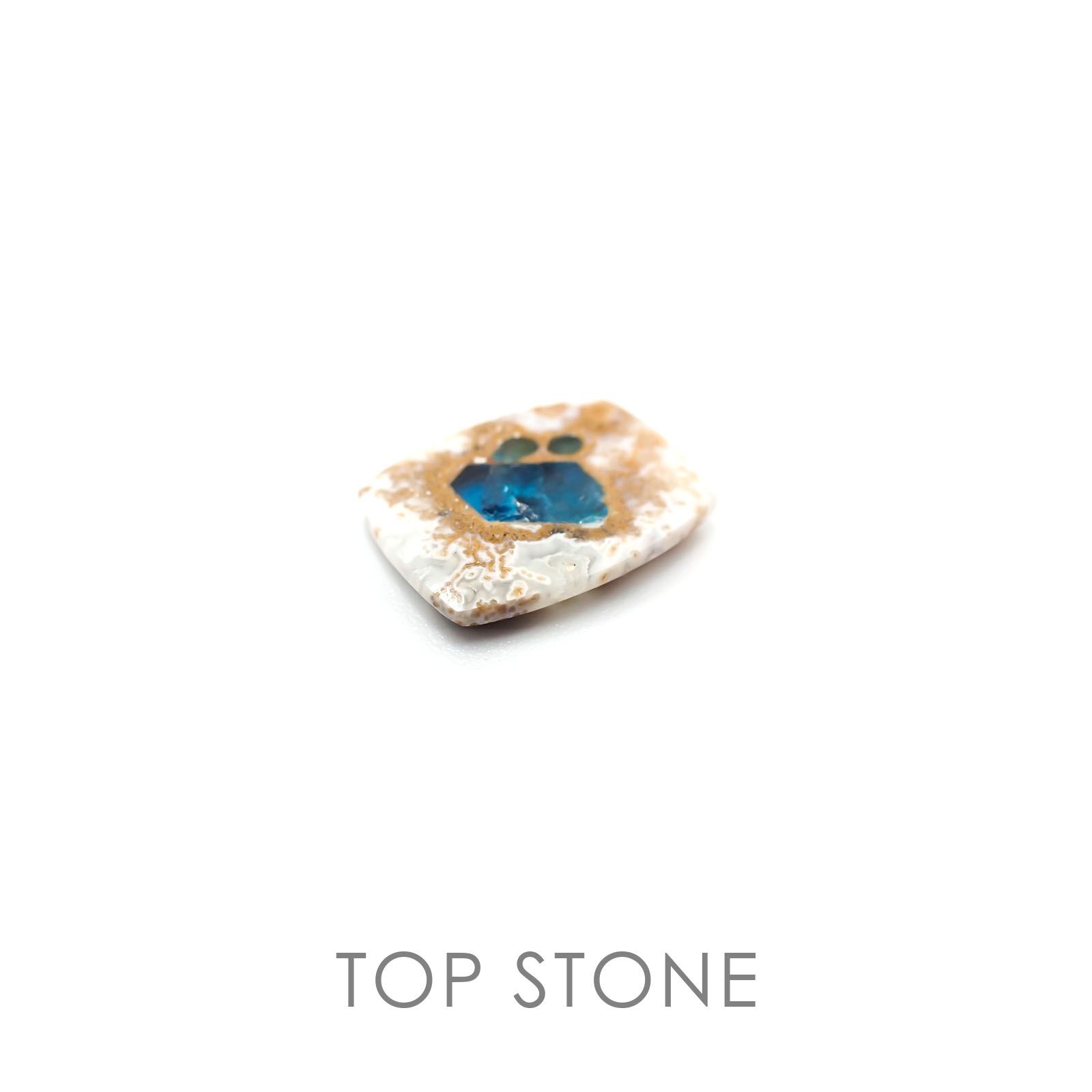 アパタイトインジャスパー 産 原石・結晶 3.77ct[20106939]14.7×11.6mm前後