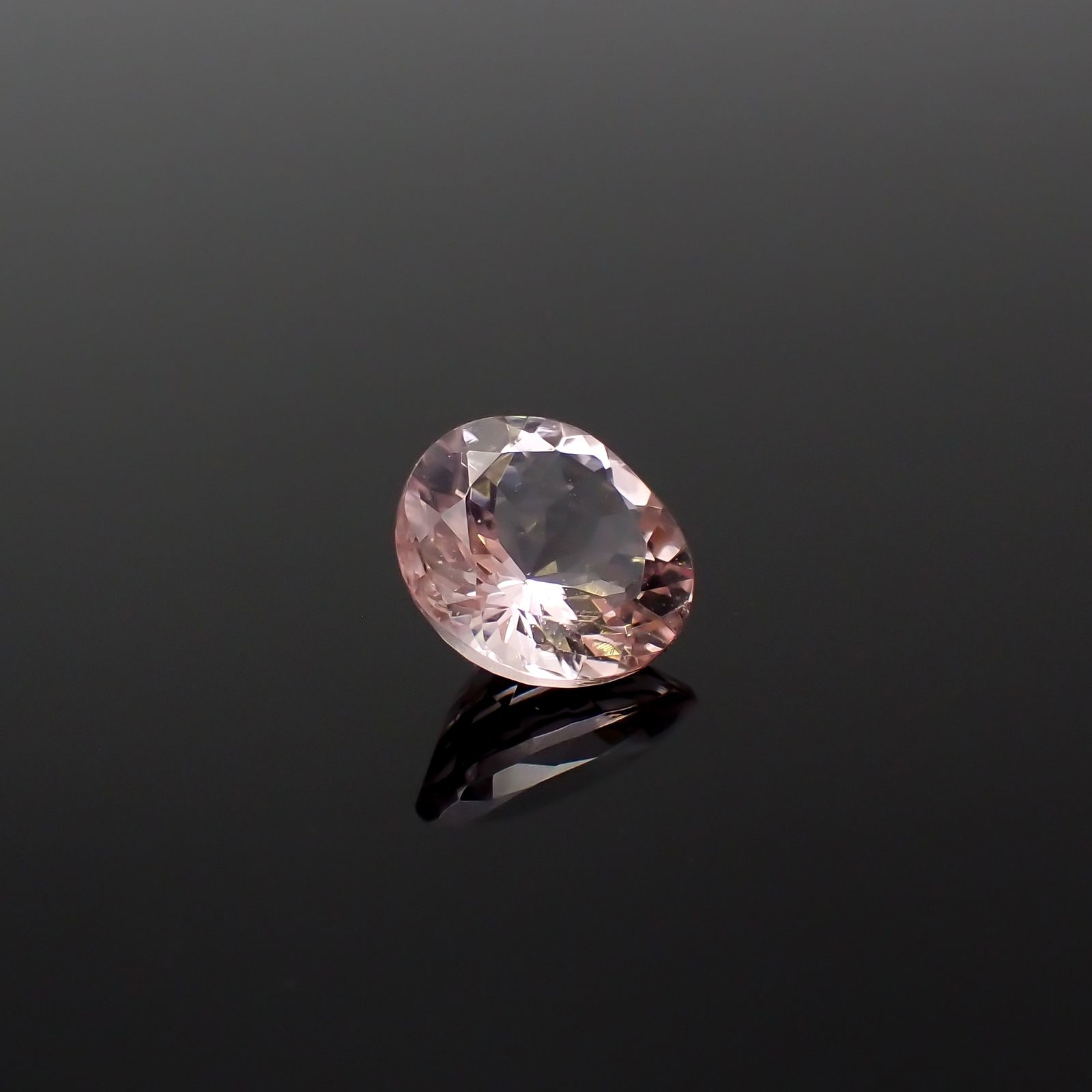 モルガナイト ブラジル/モザンビーク産 1.55ct[231224872]8x8mm前後