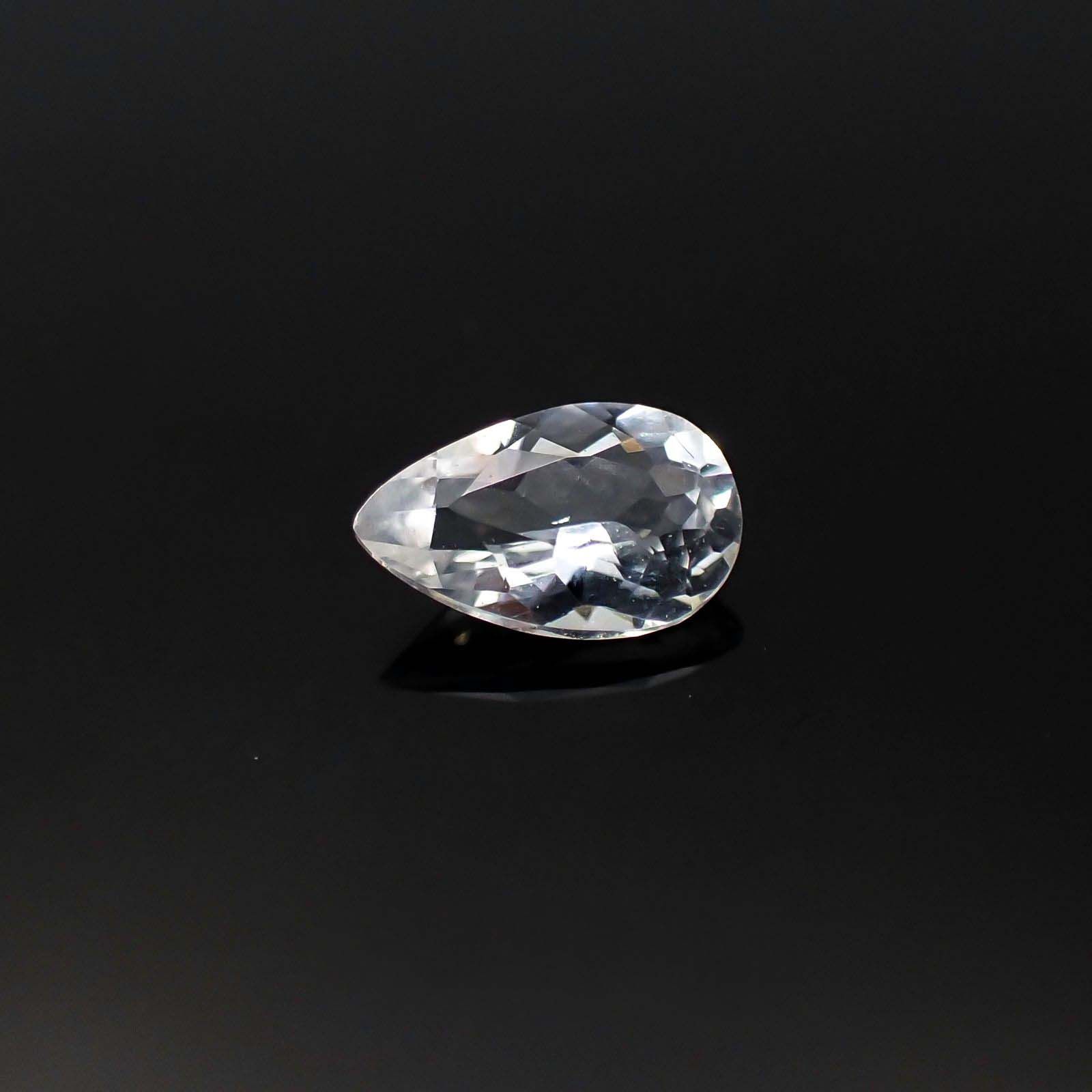 テネブレッセンススキャポライト(宝石名スキャポライト)アフガニスタン産 識別済 0.37ct / 6.8x4.2mm前後 [230722565]