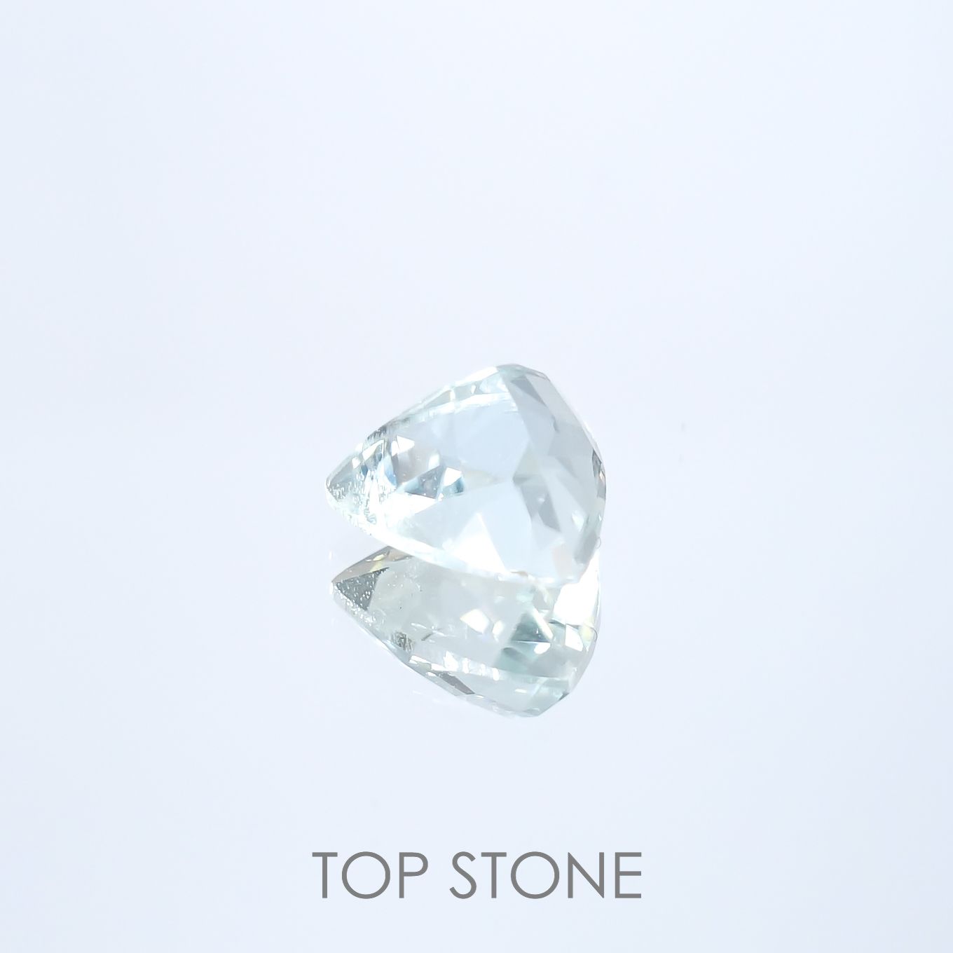 モンテブラサイト(宝石名モンテブラサイト)マダガスカル産 1.15ct 識別済[220817426]6.9x7mm前後