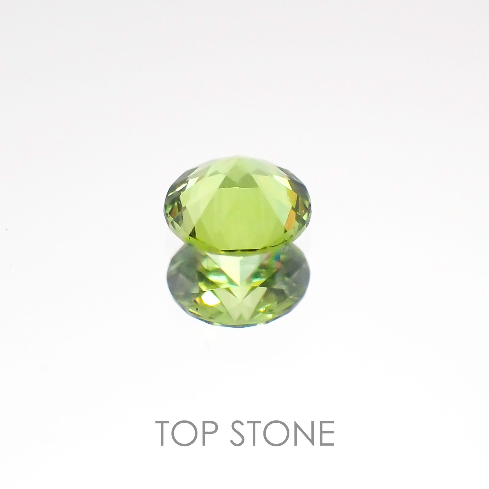 デマントイドガーネット ロシア産 ルース 0.17ct[20107338]3.4×3.4mm前後