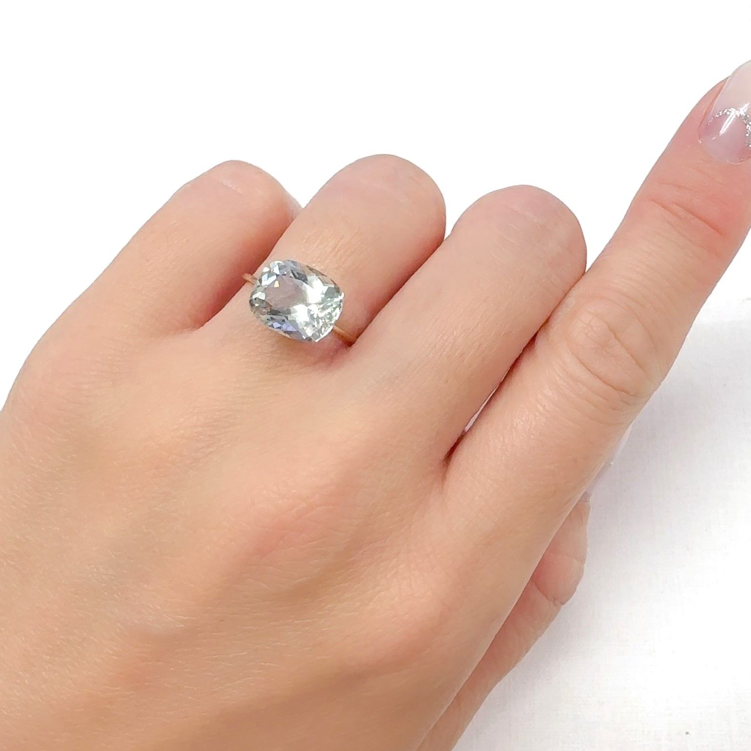 オリゴクレース(宝石名オリゴクレース)タンザニア産 3.35ct 識別済[240628005]10.6x8.6mm前後