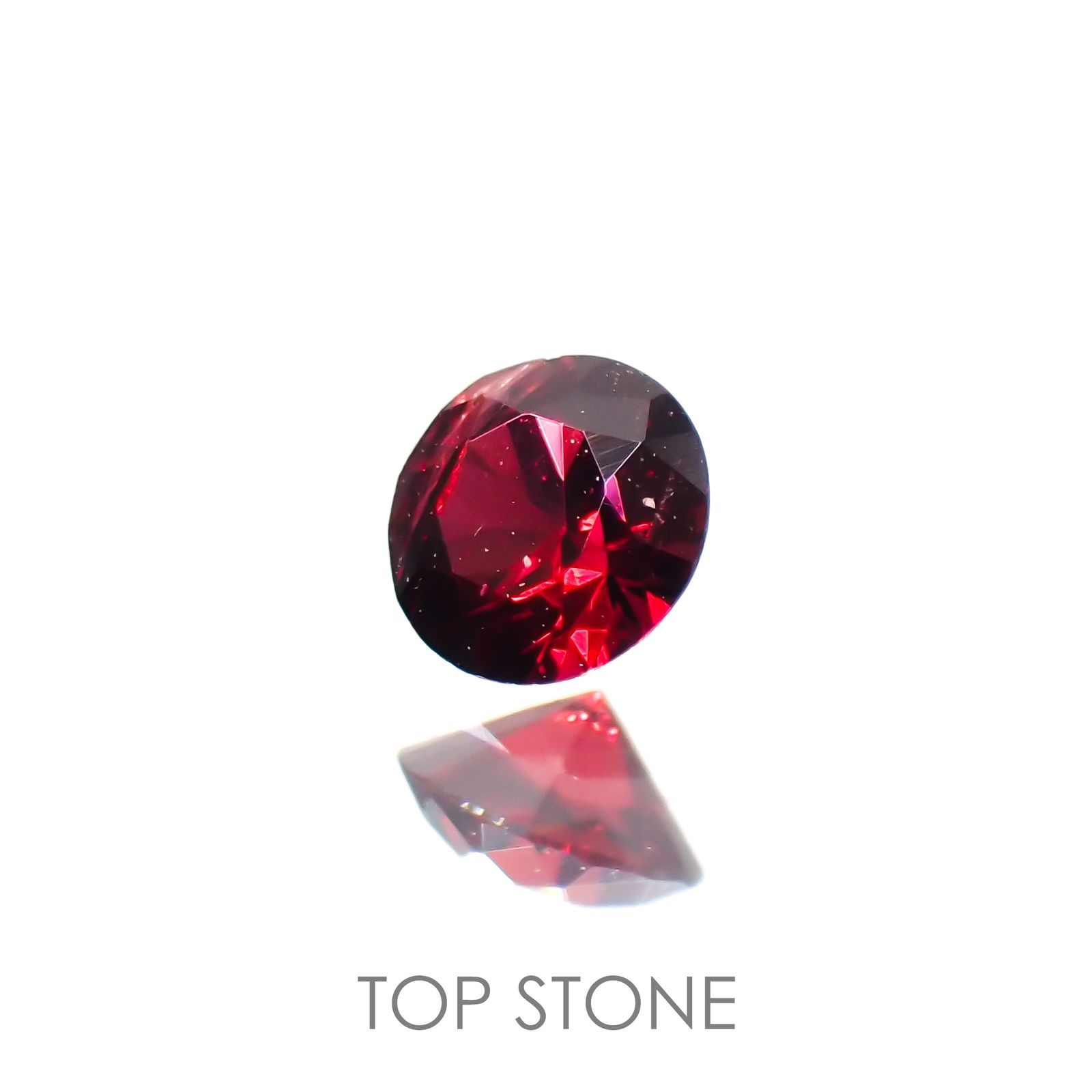 レッドスピネル(宝石名レッド・スピネル)タンザニア産 0.16ct 識別済[220114321]3.3x3.3mm前後