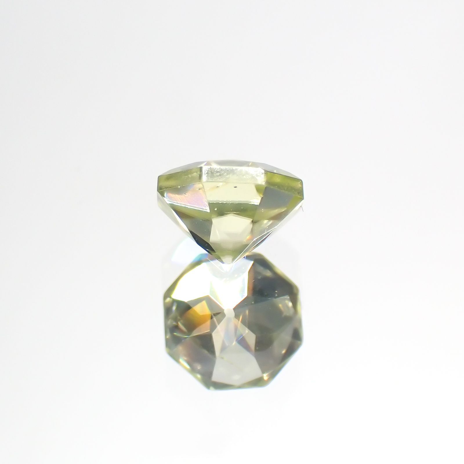 ◇オクタゴンカット◇イエロージルコン(宝石名ジルコン)スリランカ/カンボジア産 0.89ct 識別済[220113984]5.2x5mm前後
