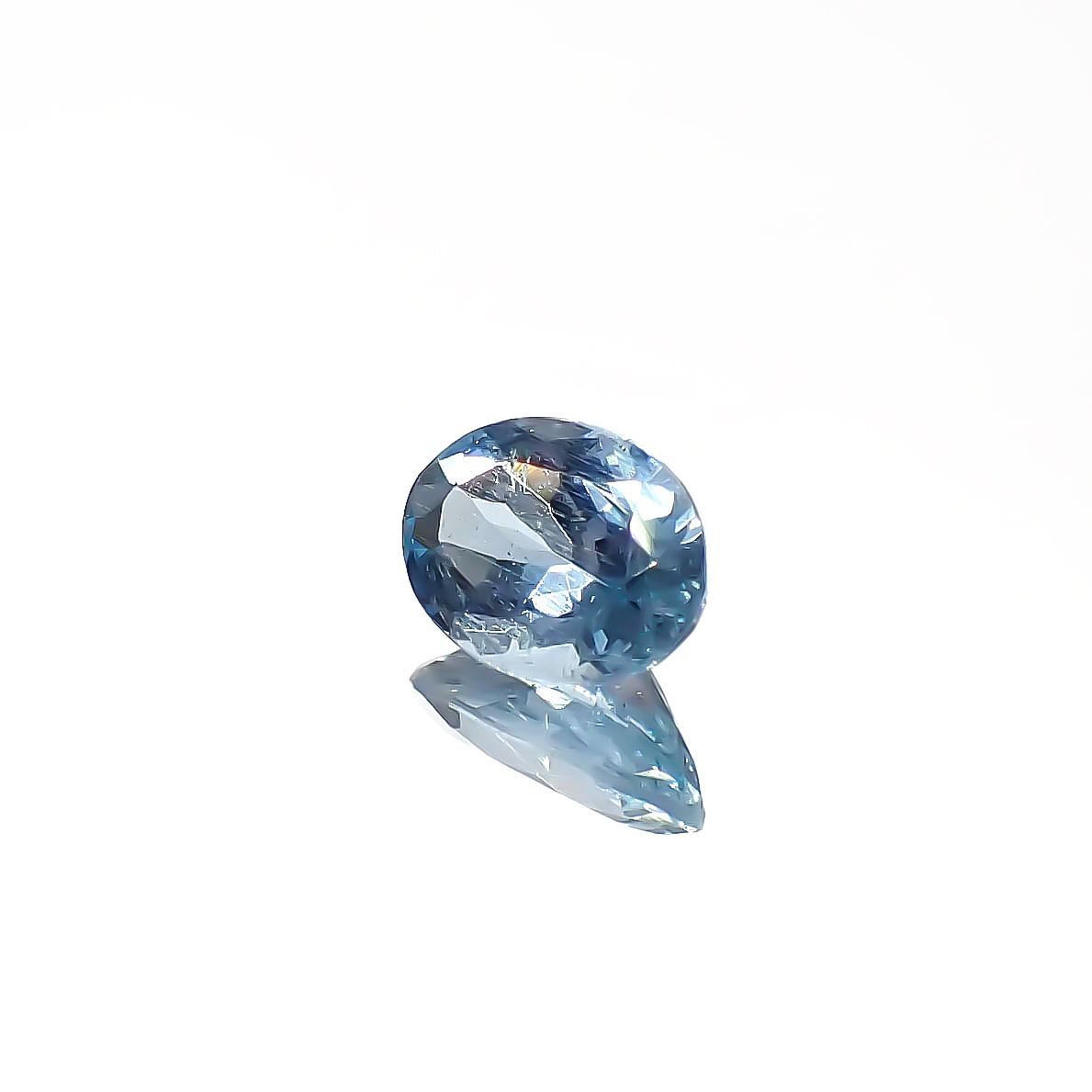 アクアマリン サンタマリアカラー ナイジェリア/マダガスカル産 0.57ct[240225976]6.8x4.9mm前後