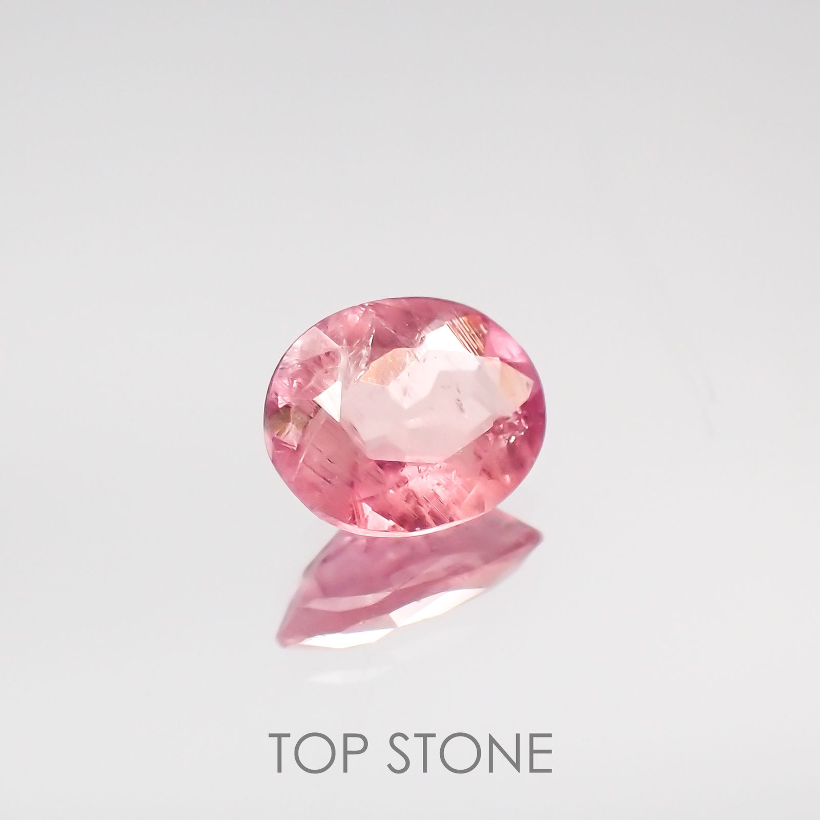 ペツォッタイト(ラズベリル) マダガスカル産 ルース 0.29ct[210611202]5.2×4mm前後