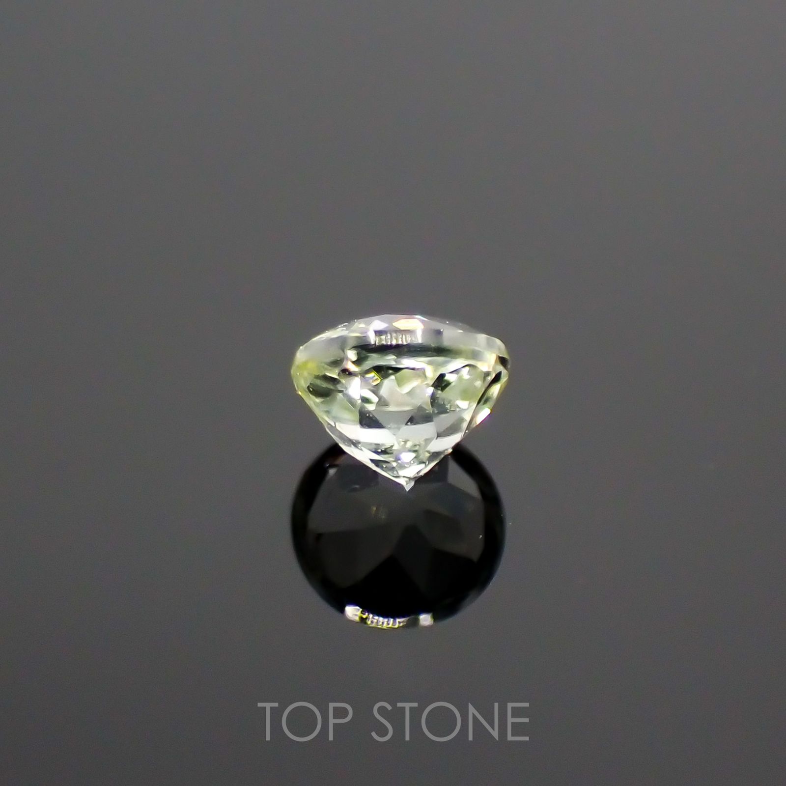 リューコガーネット ビルマ産 ルース 0.14ct[210711544]3×2.9mm前後