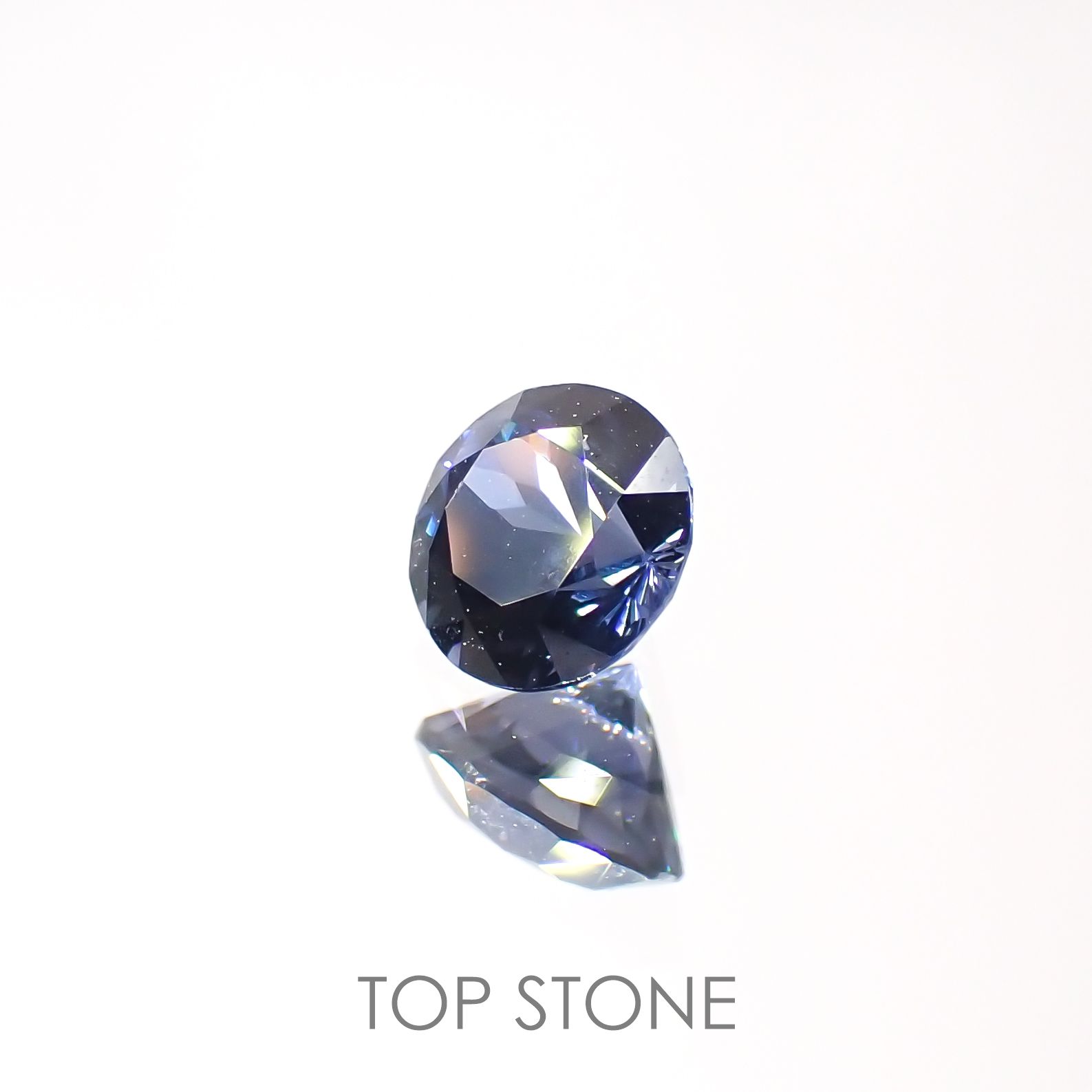 ブルーグレイッシュスピネル(宝石名スピネル)ビルマ/マダガスカル産 0.52ct 識別済[220516053]4.9x4.9mm前後