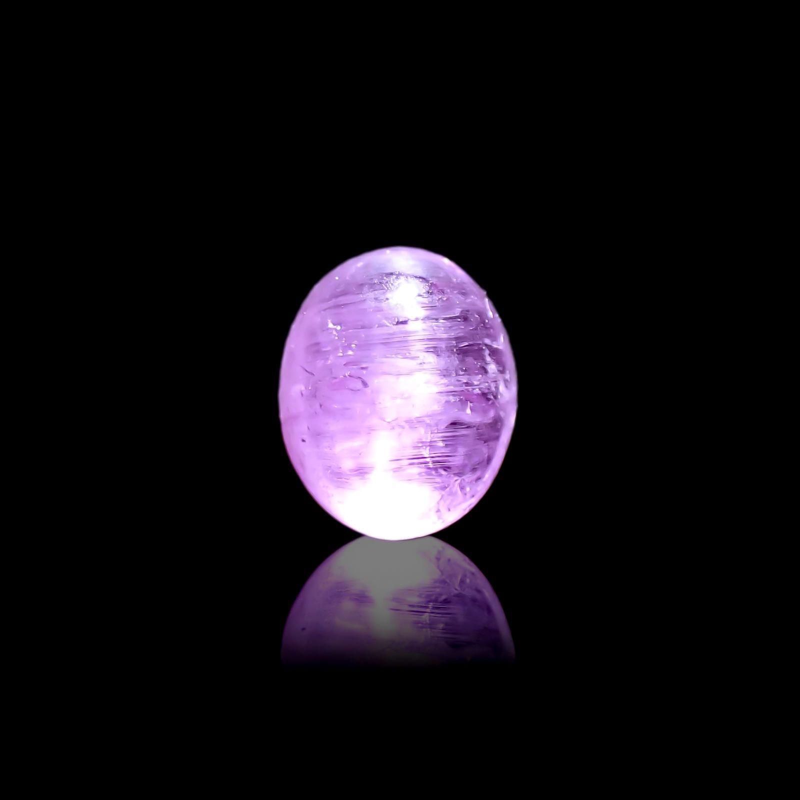 ペツォッタイトキャッツアイ(ラズベリル)(宝石名ペツォッタイト・キャッツアイ) マダガスカル産 0.433ct ソ付(彩珠)[210711983]4.9×3.9mm前後