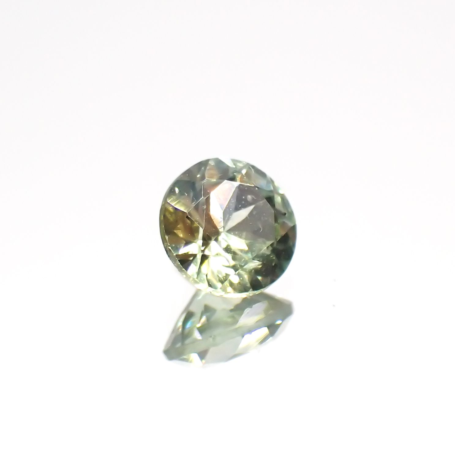 モンタナサファイア(宝石名サファイア)アメリカ・モンタナ州産 0.43ct 識別済[230321283]4.4x4.4mm前後