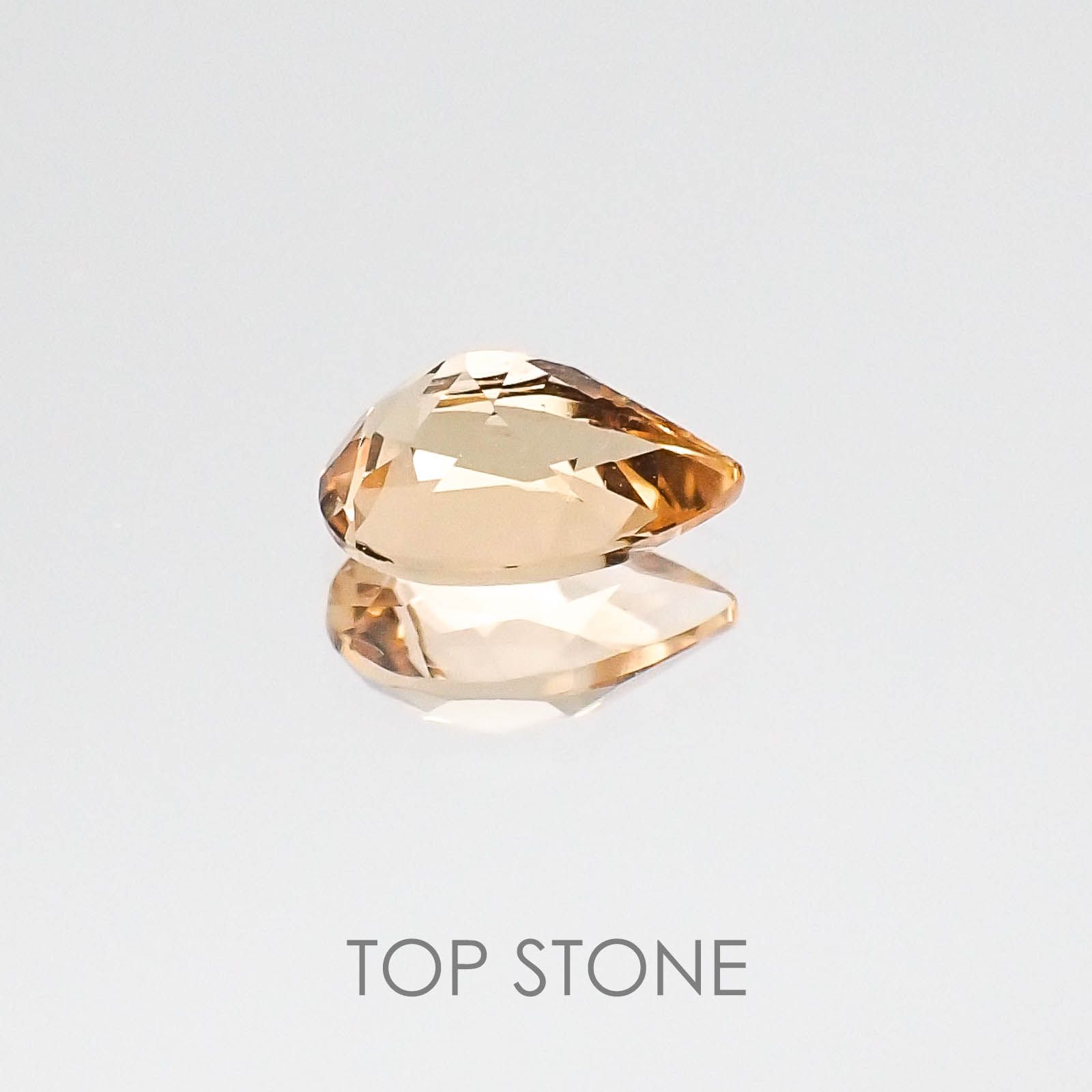 インペリアルトパーズ ブラジル産 ルース 0.58ct[20084390]6.6×4.2mm前後