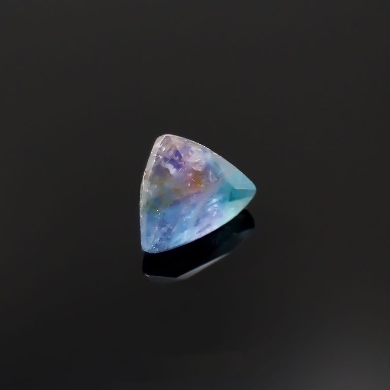 バイカラーパライバトルマリン 非加熱 ブラジル・バターリャ鉱山産 0.19ct[230220468]3.4x4.3mm前後