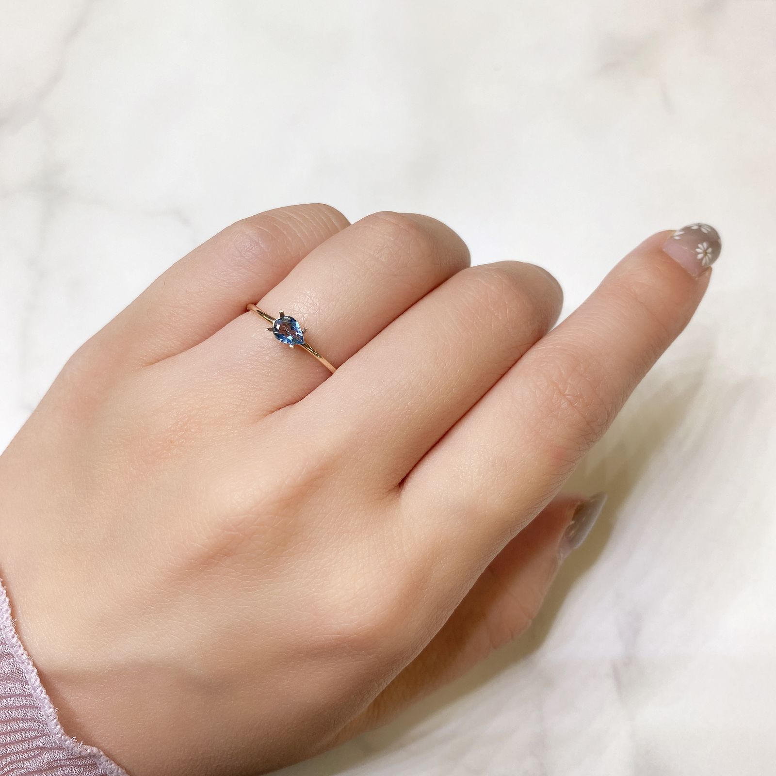 サンタマリアアクアマリン(宝石名アクアマリン) ブラジル産 0.18ct 識別済[210812640]4.9×3.7mm前後