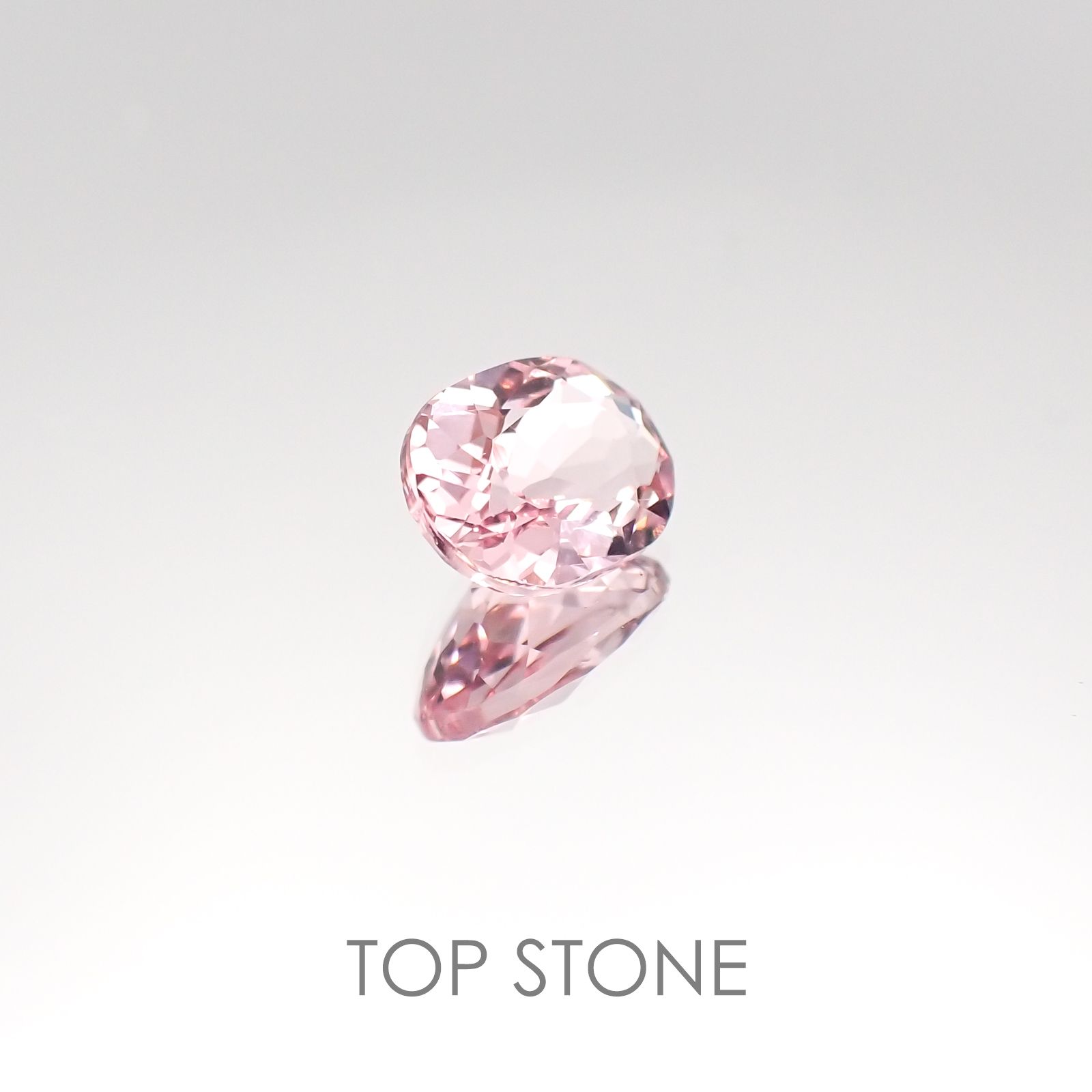 モルガナイト(宝石名モルガナイト) ナイジェリア産 1.35ct 識別済[20117403]8.4×6.3mm前後