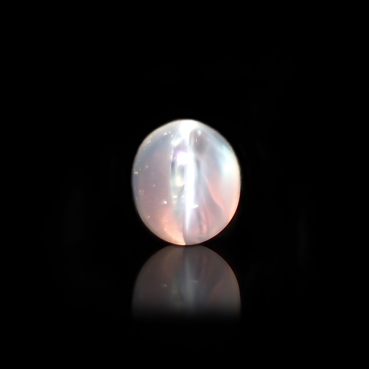 アレキサンドライトキャッツアイ インド産 0.34ct[220114067]3.9x3.4mm前後