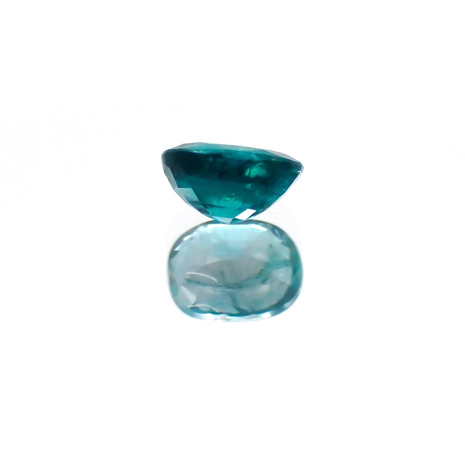グランディディエライト(宝石名グランディディエライト)マダガスカル産 0.200ct ソ付(日独)[231224443]4.1x3.1mm前後