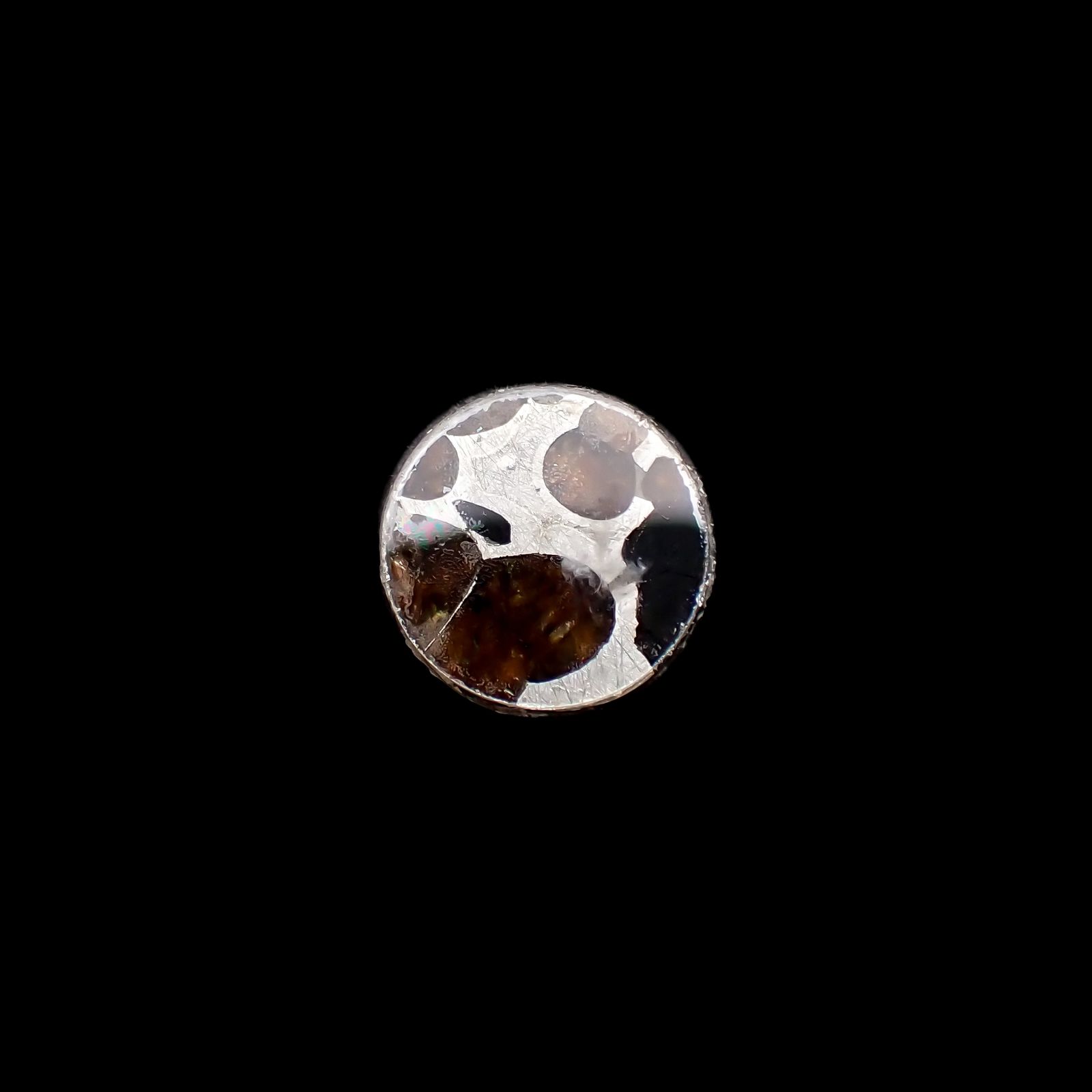 パラサイト隕石Sericho トリプレット 発見地：ケニア 4.88ct[231023674]11.9x12mm前後