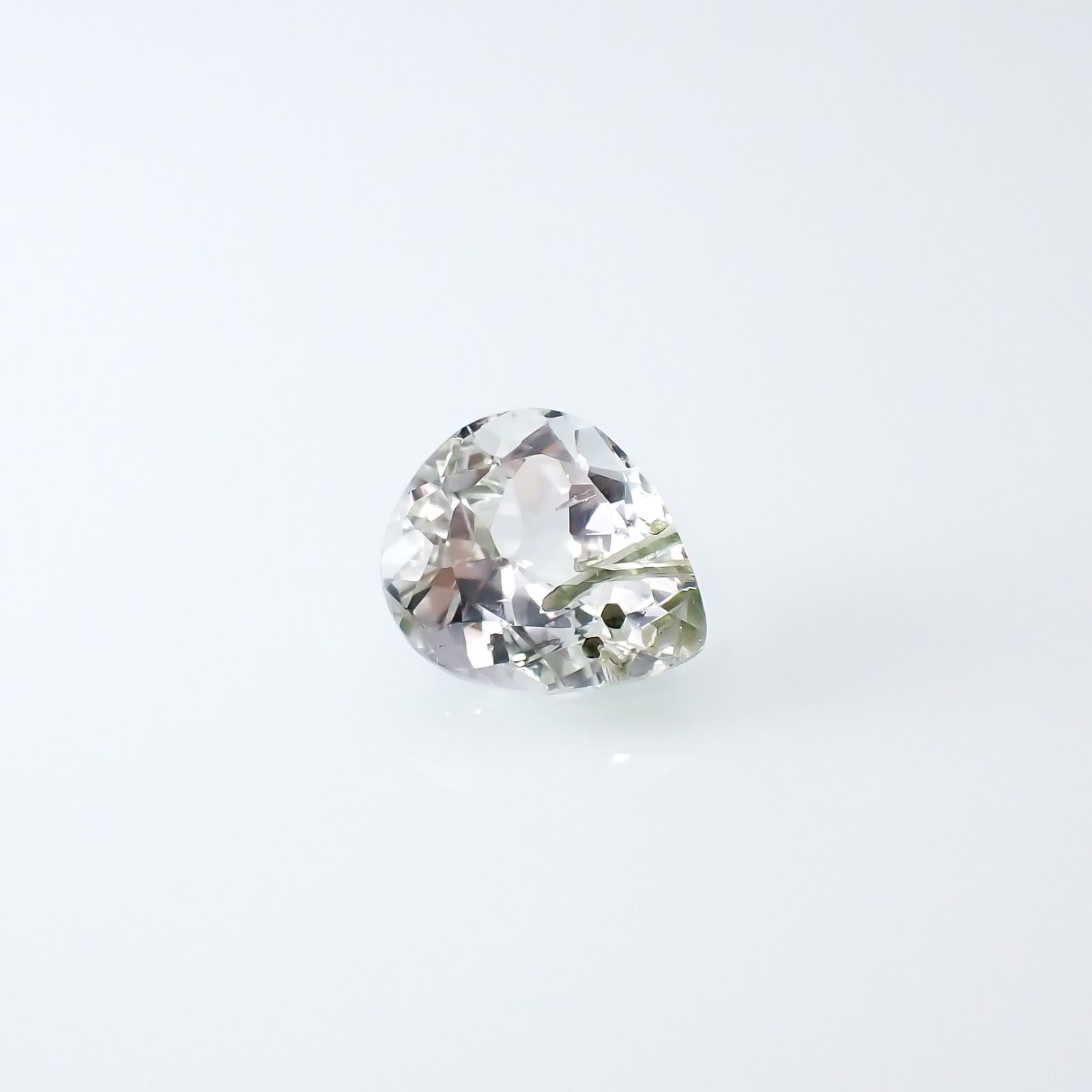 アパタイトイントパーズ(宝石名アパタイト イン トパーズ)ブラジル産 15.74ct 識別済[240225927]16.2x13.8mm前後