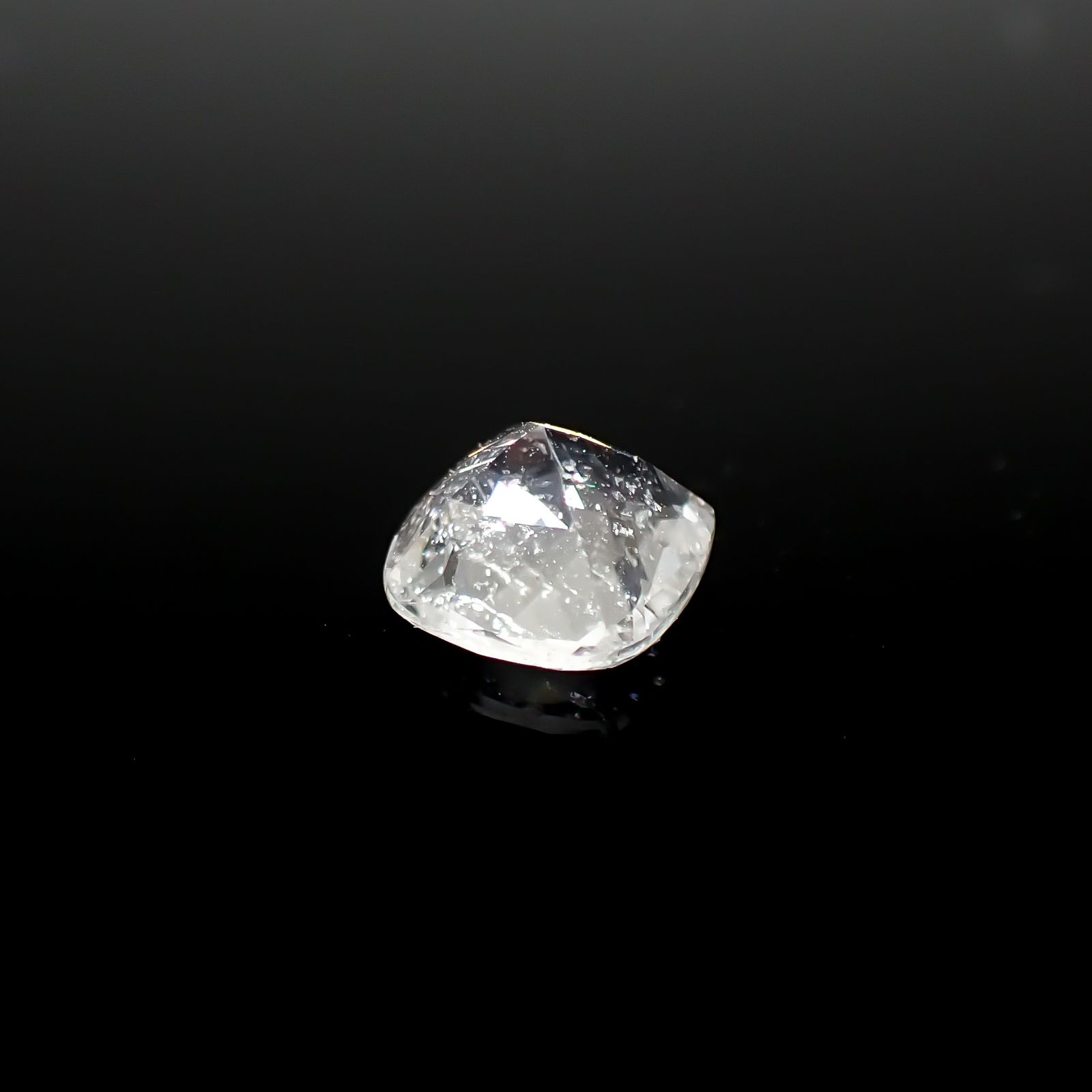 テネブレッセンススキャポライト アフガニスタン産 0.49ct[240928922]5.1x5mm前後