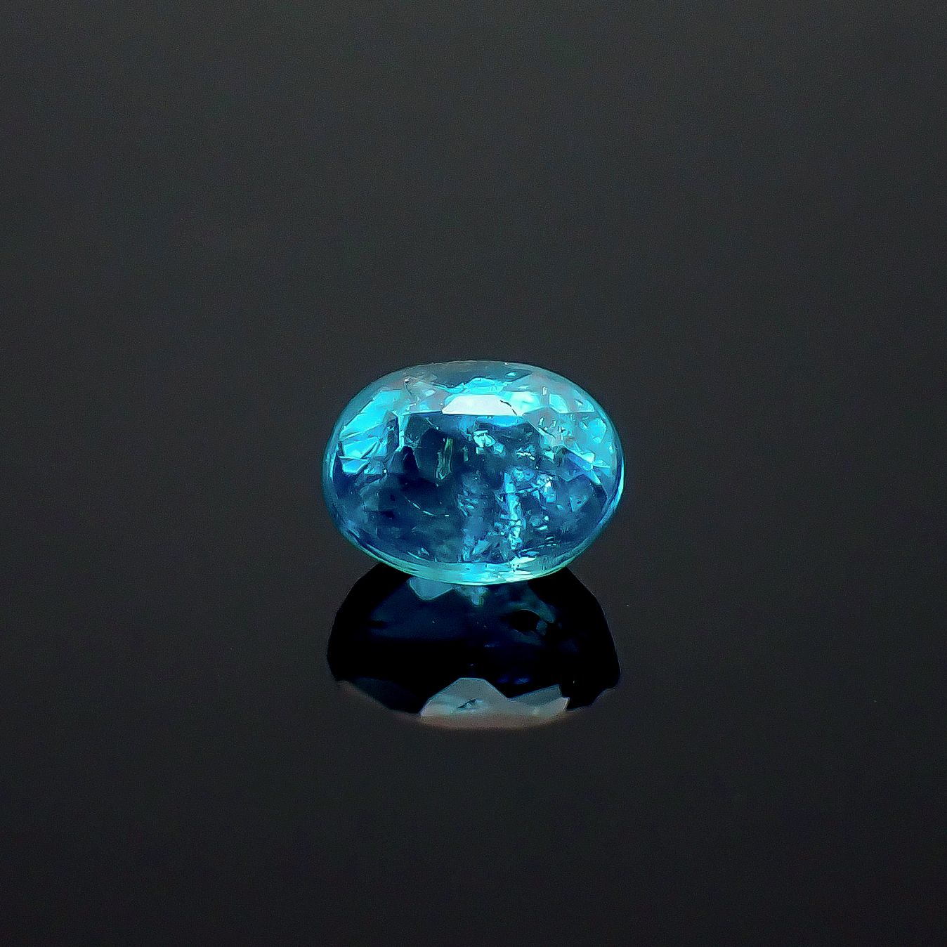パライバトルマリン(宝石名トルマリン/別名パライバ・トルマリン)エチオピア産 GIA鑑付 0.38ct / 4.61x3.53mm前後 [260933192]
