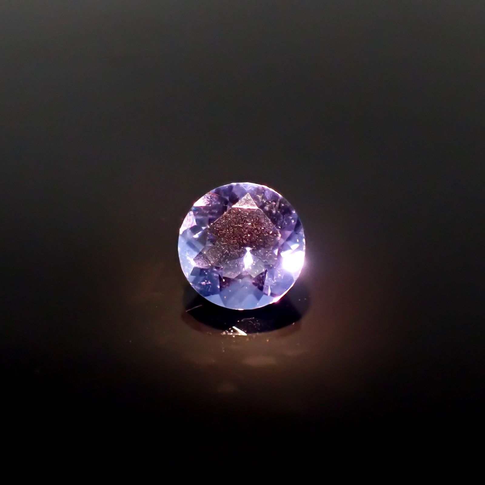 カラーチェンジフローライト ブラジル産 2.15ct [241229648]8.1x8.1mm前後