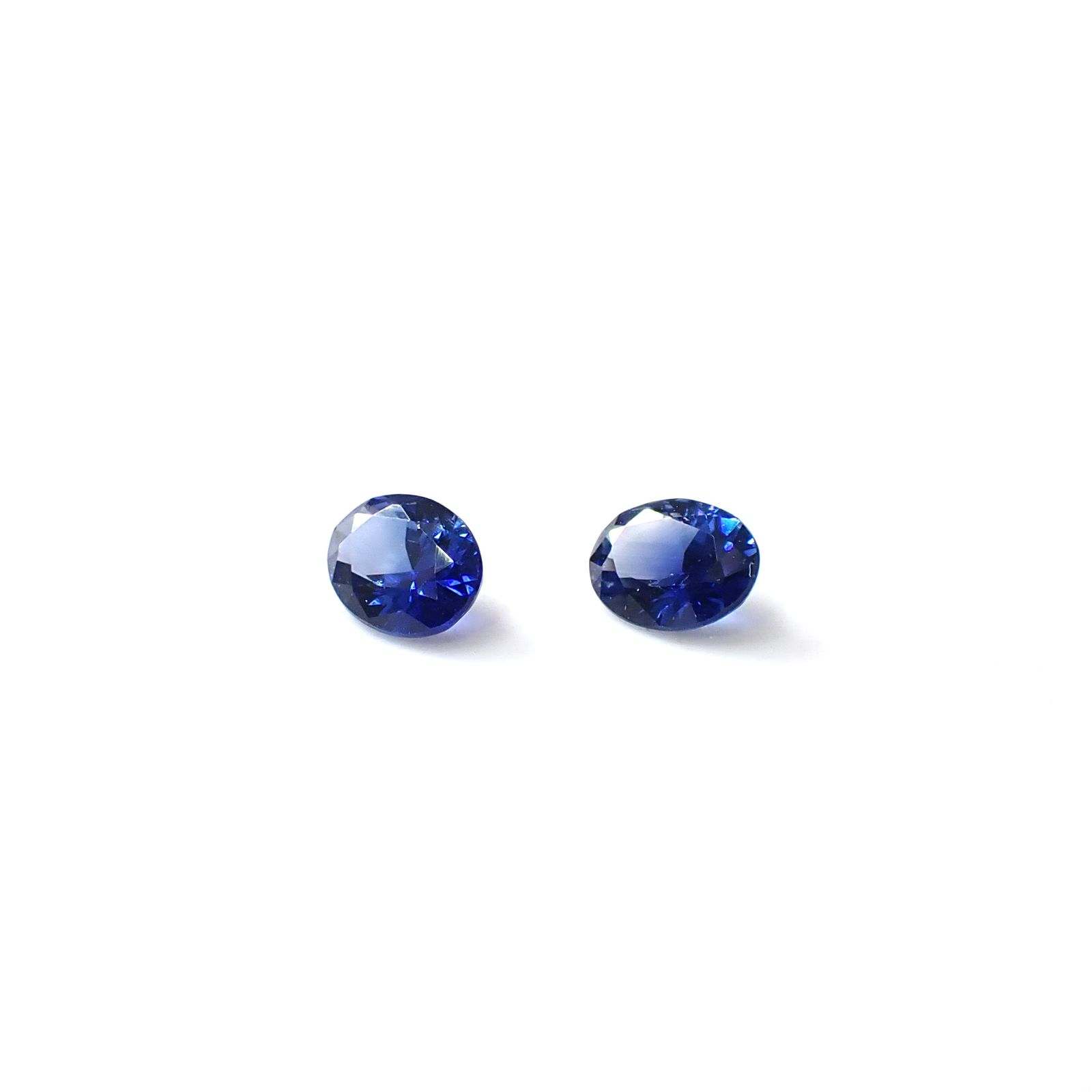 ◇ペアセット◇サファイア スリランカ/マダガスカル産 0.38ct(2pcs合計) [250830993]3.9-4.0x3mm前後